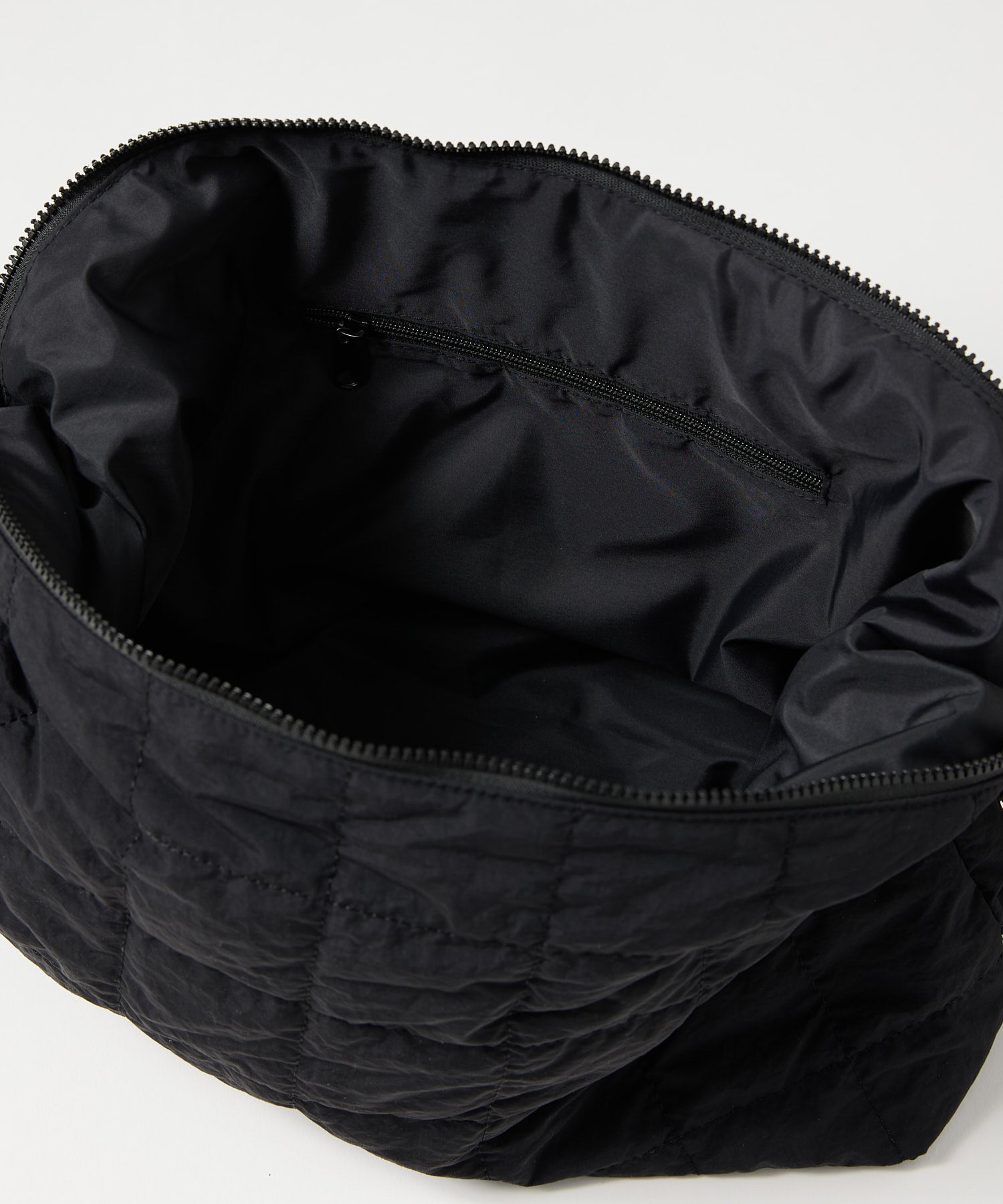 绗缝小袋单肩包