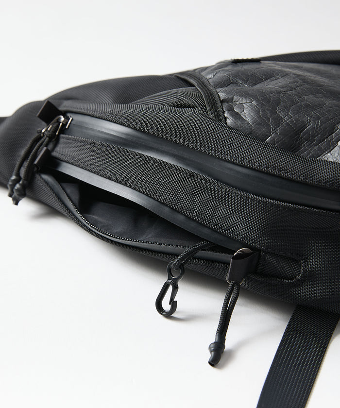 Tyvek®︎ ONESHOULDER BAG