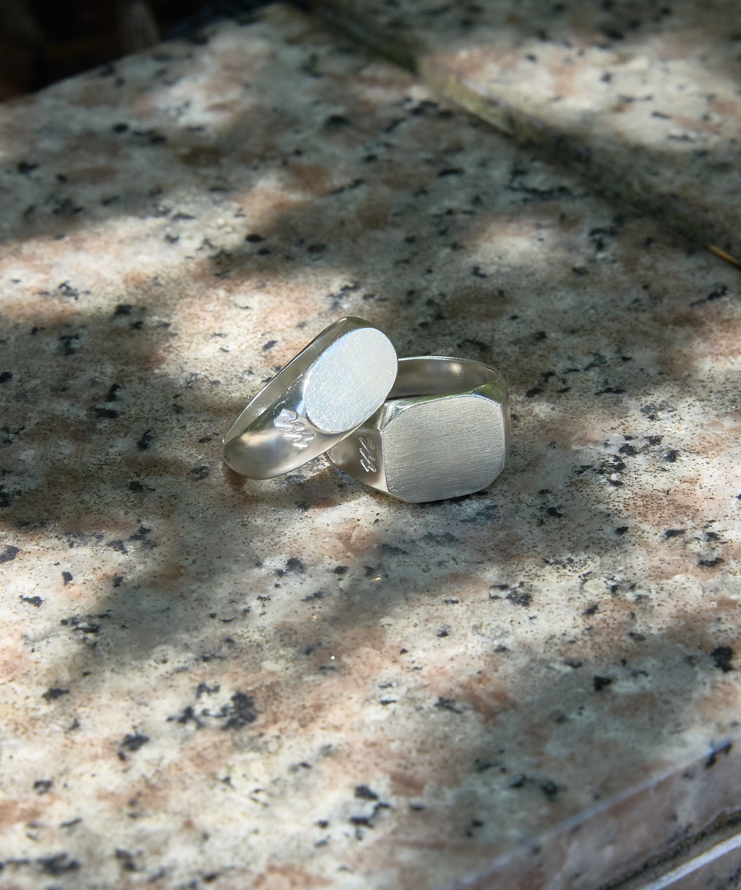 【2025.6.6 FRI 18:00~ INSTOCK】SATIN SIGNET RING