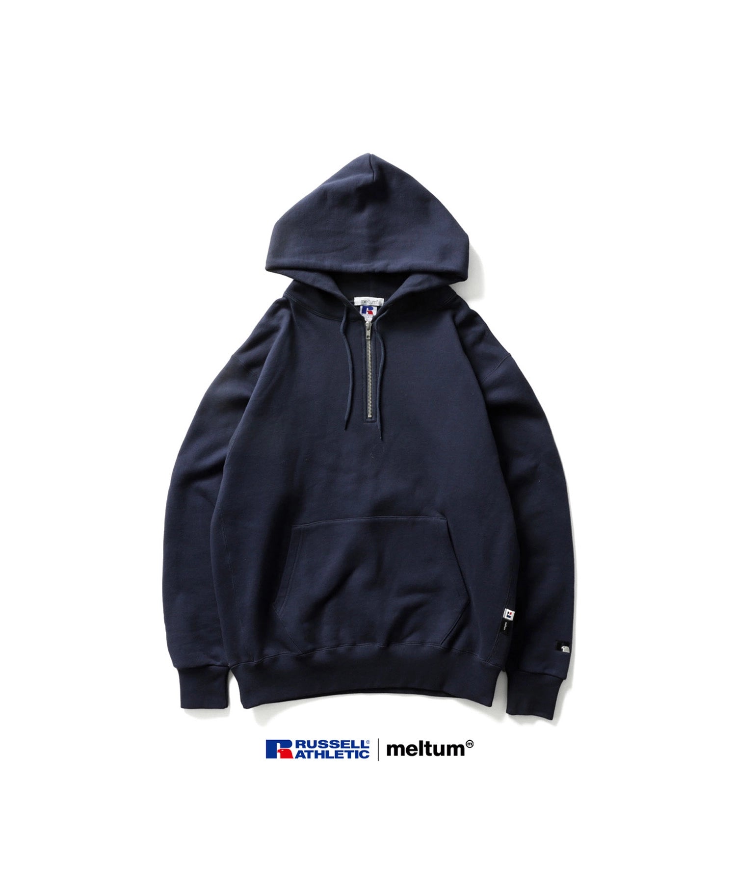 meltum × RUSSELL ATHLETIC. HALFZIP SWEATHOODIE