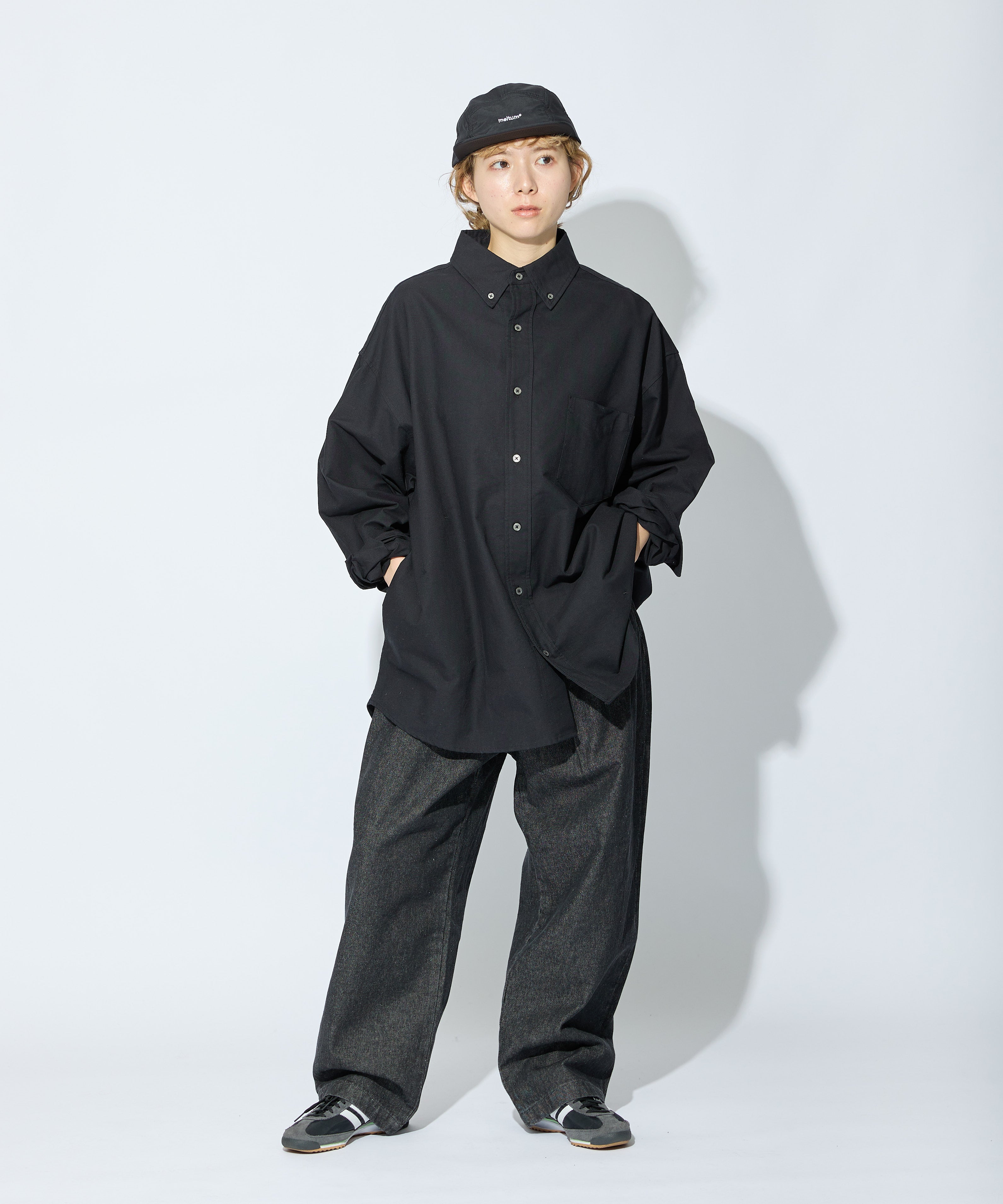 2TUCK TAPERED DENIM