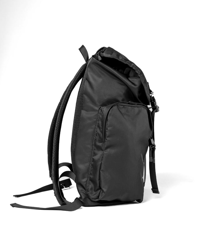 ×PACKING MULTIPOCKET BACKPACK