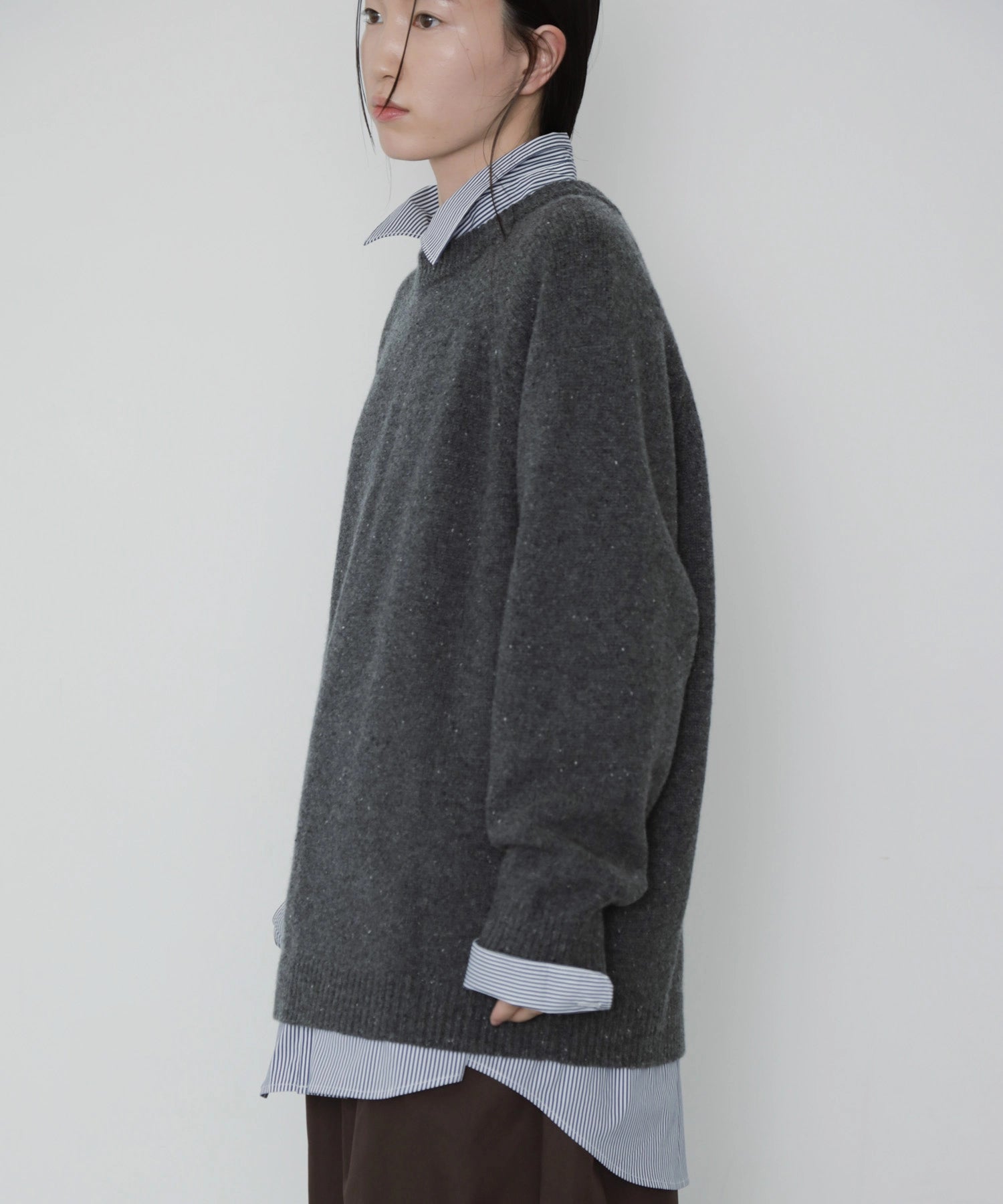 WOOL CREWNECK KNIT【CHARCOAL】