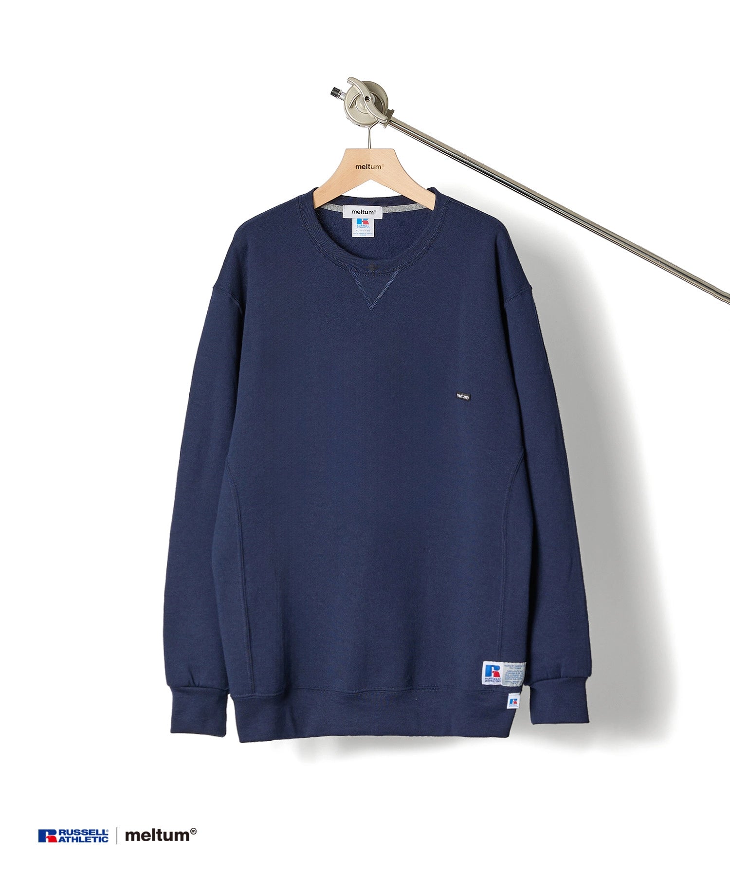 ×RUSSELL ATHLETIC STANDARD CREWNECK SWEAT【NAVY】