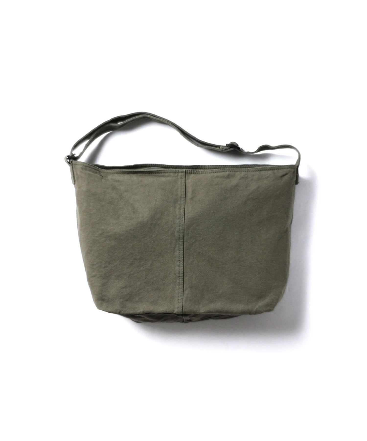 CANVAS MESSENGER BAG