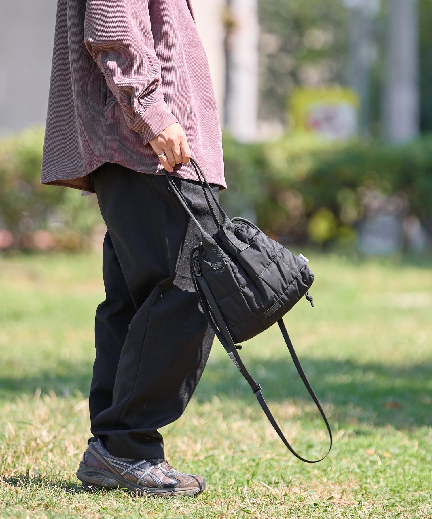 QUILT SHOULDER POUCH【BLACK】