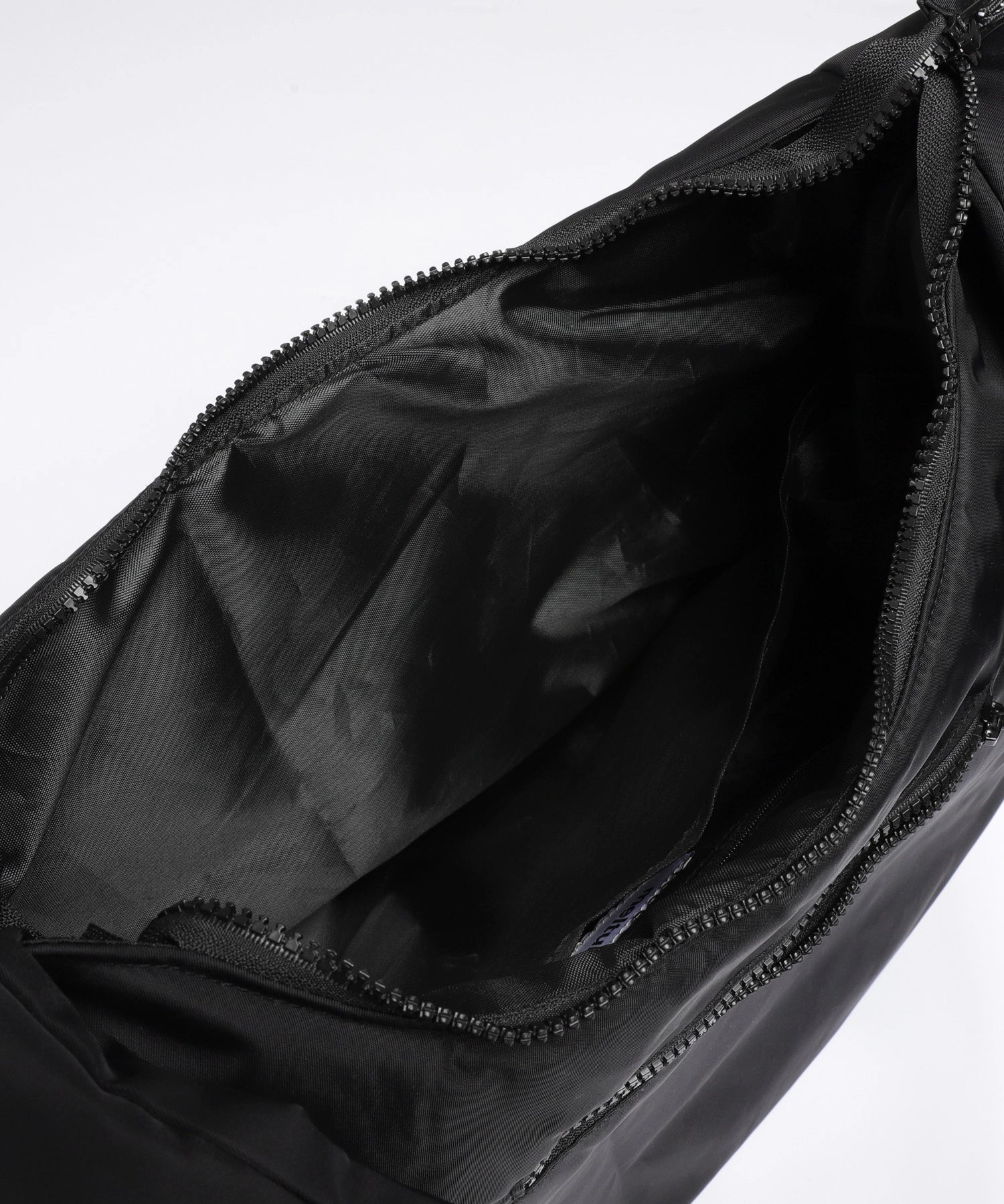 SOFT SHELL MESSENGER BAG