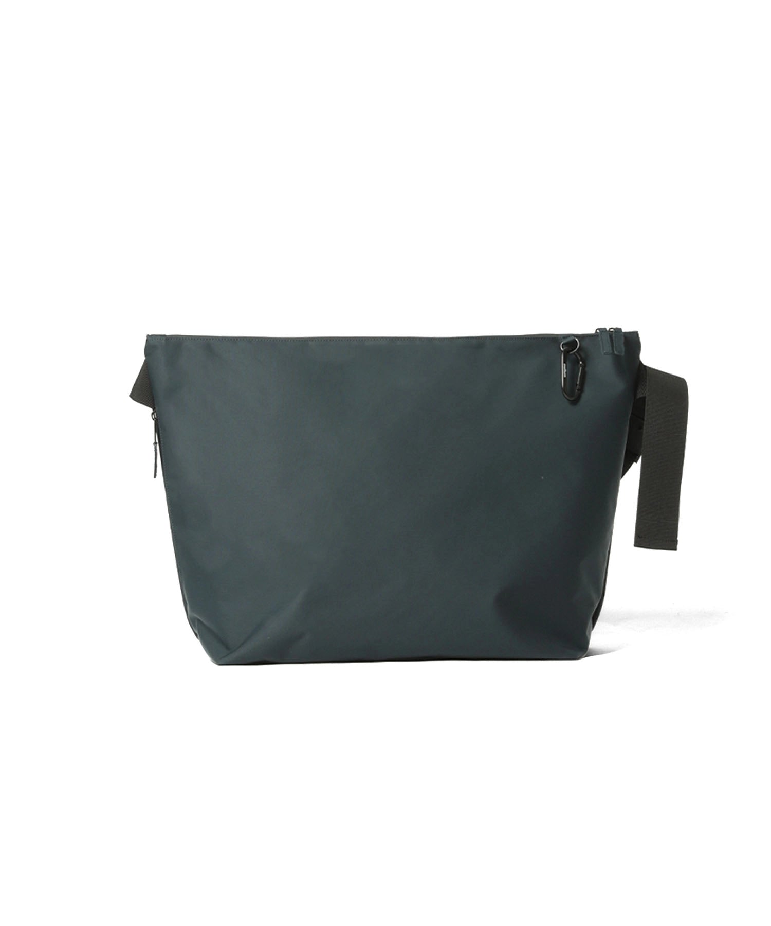 NYLON MESSENGER BAG 