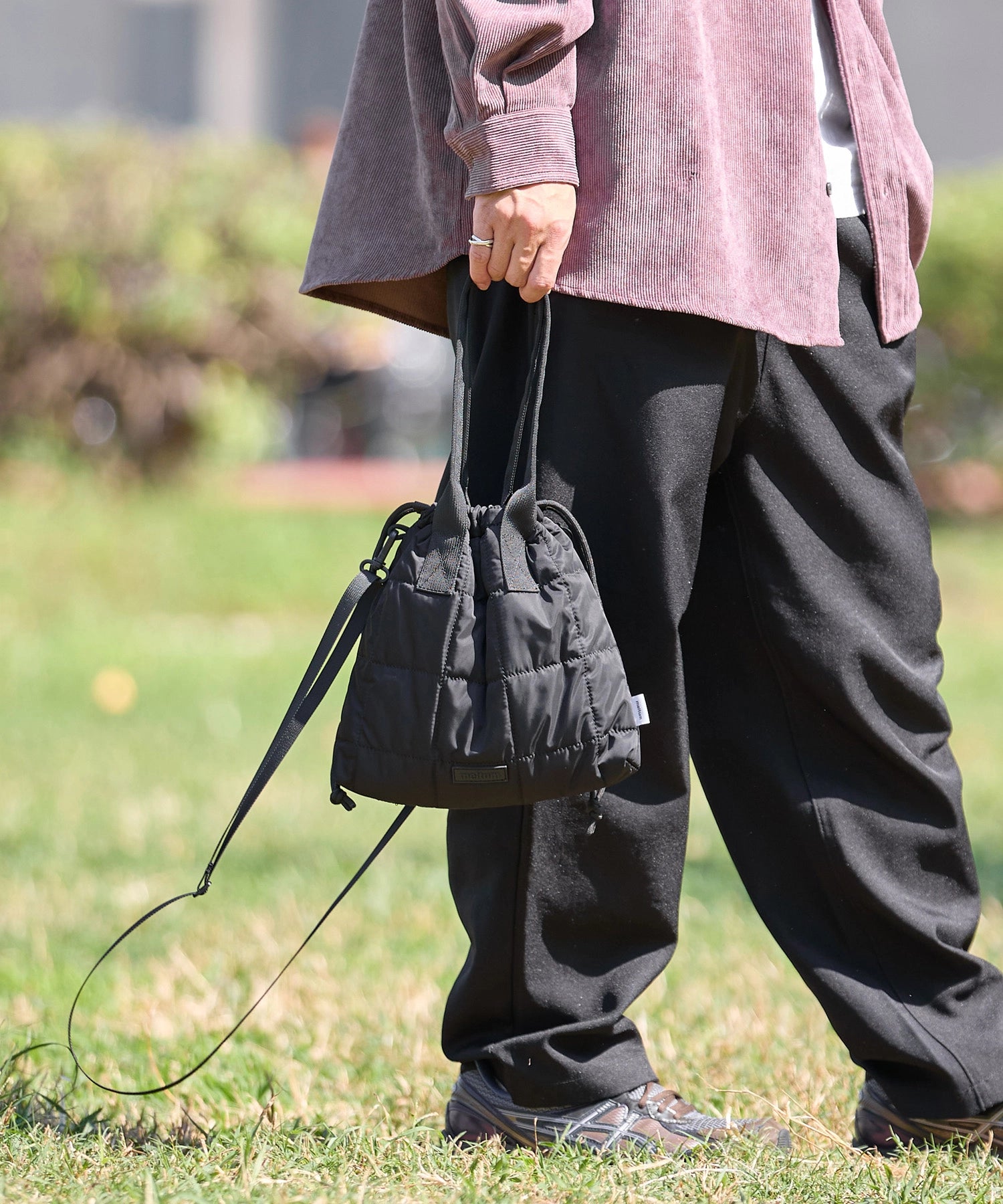 QUILT SHOULDER POUCH【BLACK】