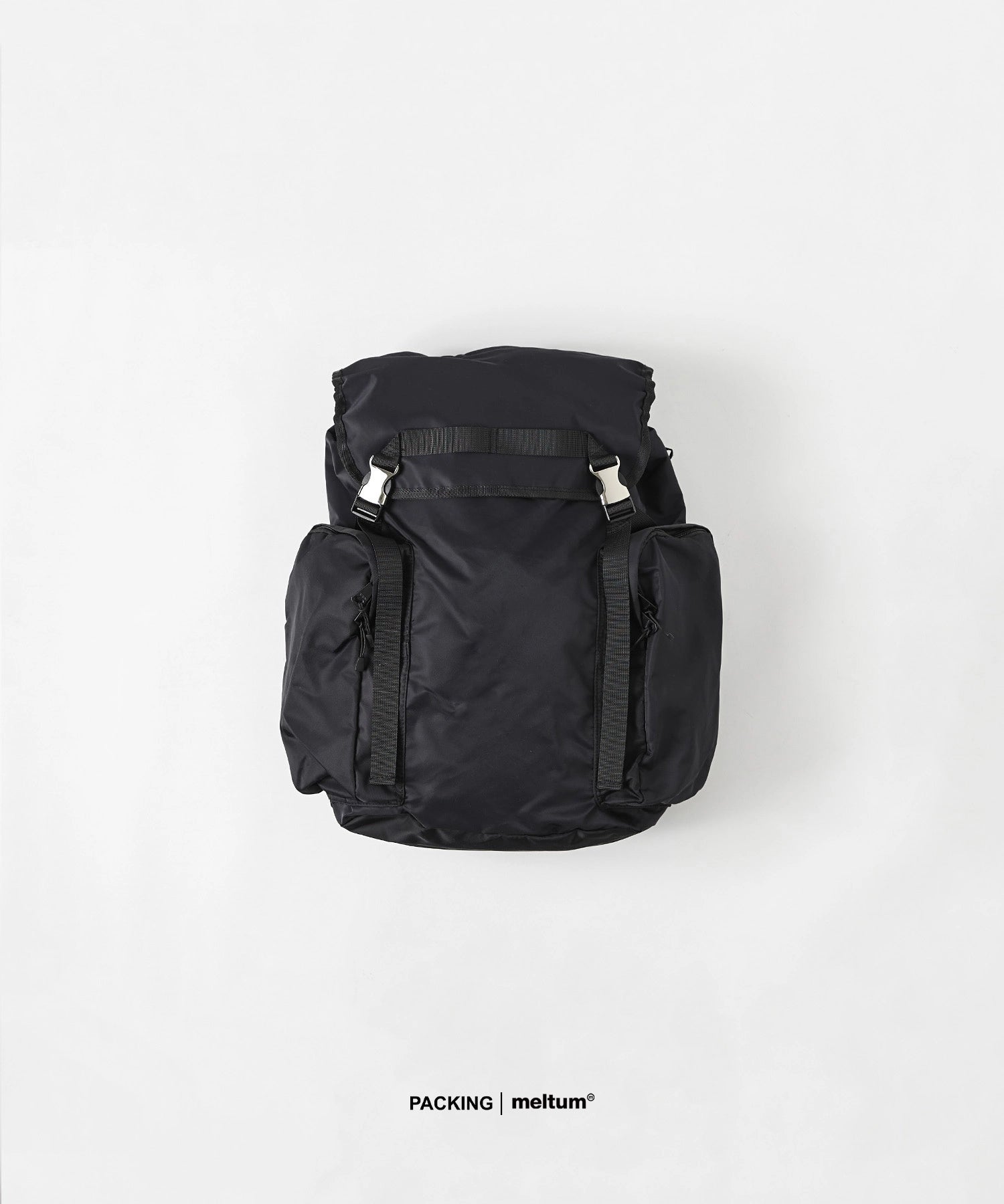 ×PACKING MULTIPOCKET BACKPACK