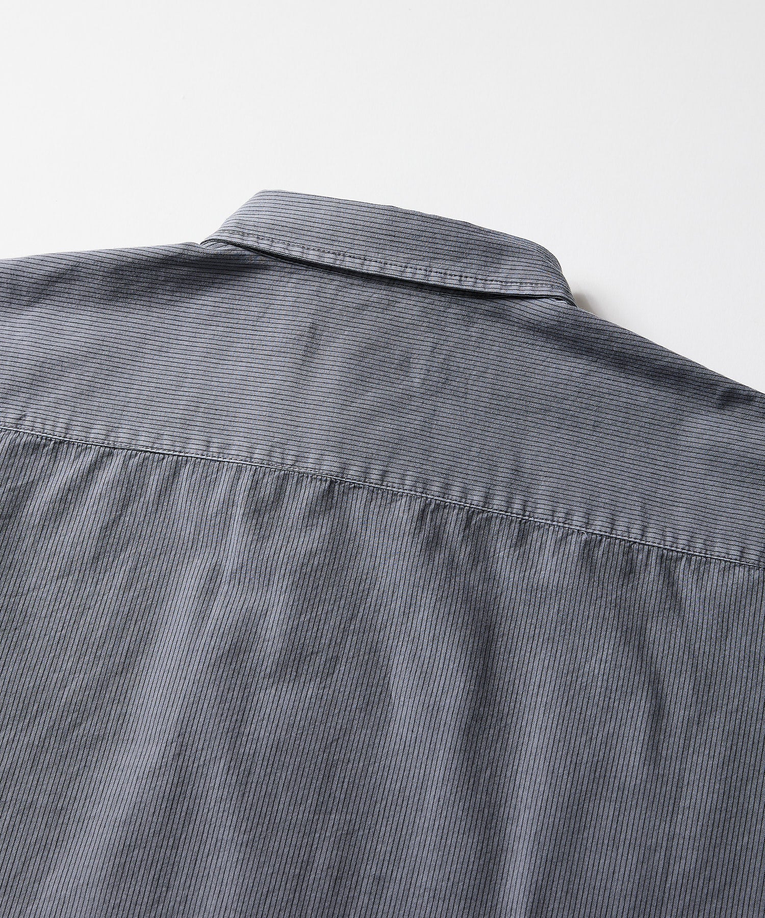 STRIPE TECH SHIRT S/S