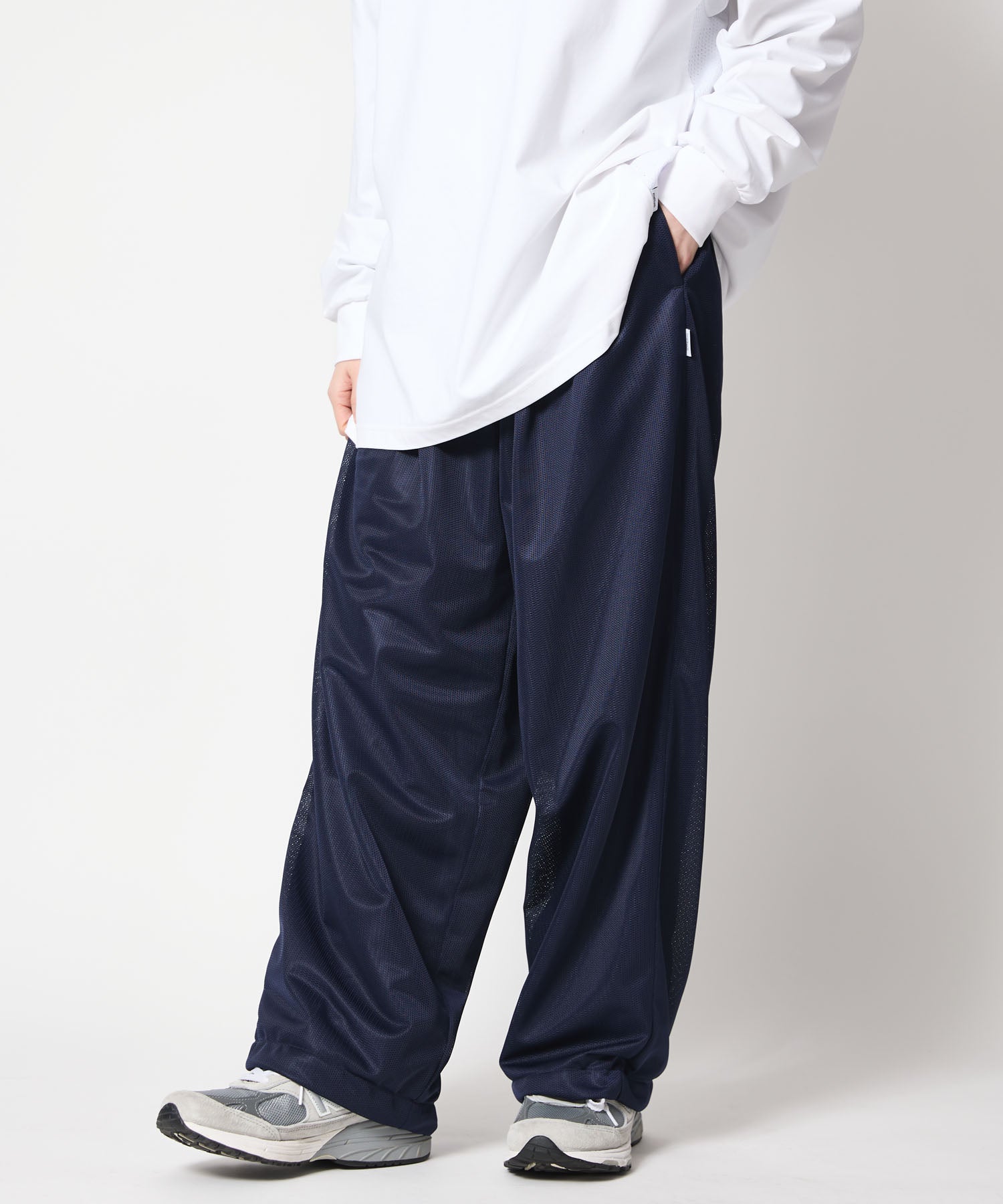 【2026.2.18 WED 18:00~ INSTOCK】MESH EASY SLACKS
