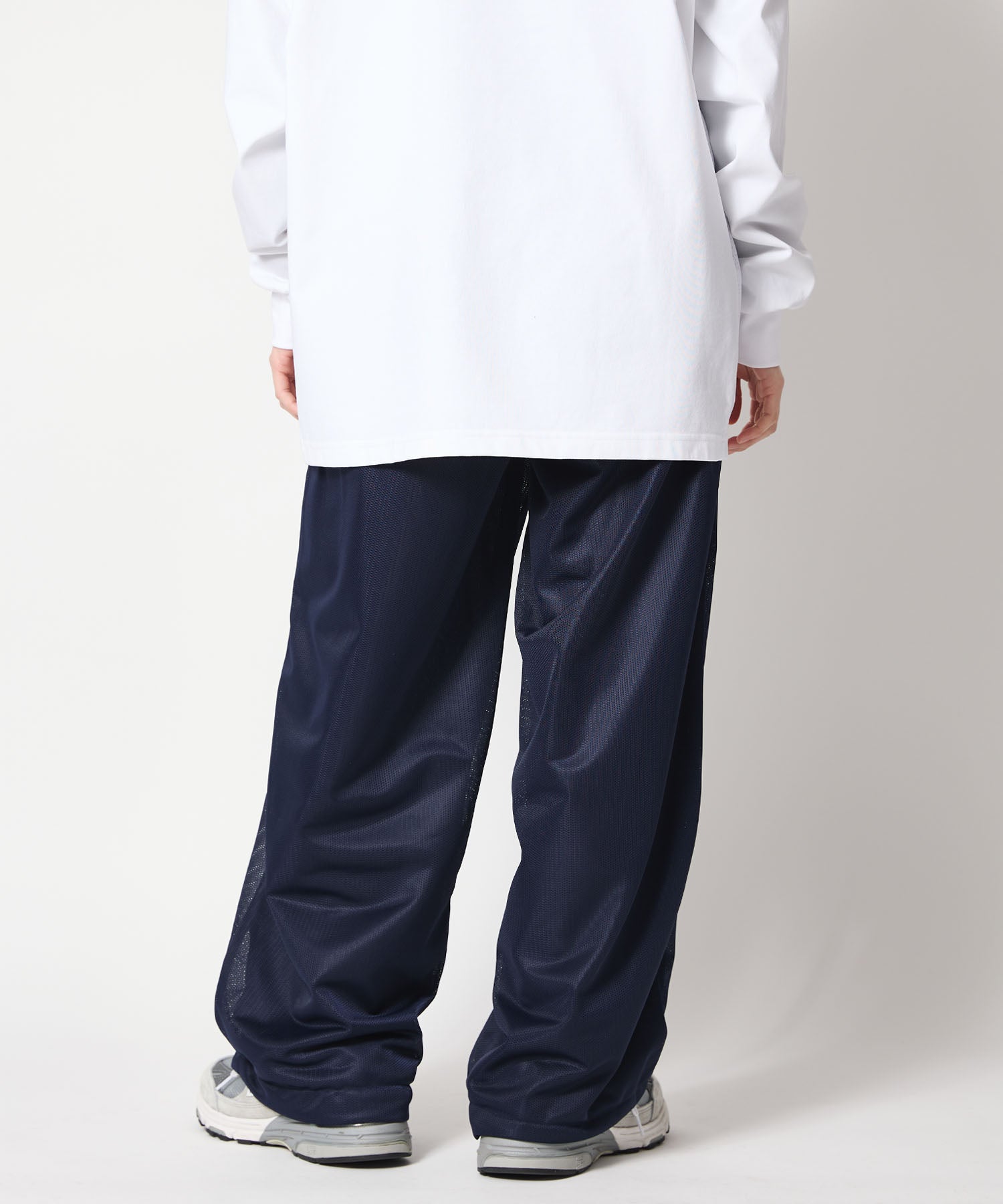 【2026.2.18 WED 18:00~ INSTOCK】MESH EASY SLACKS