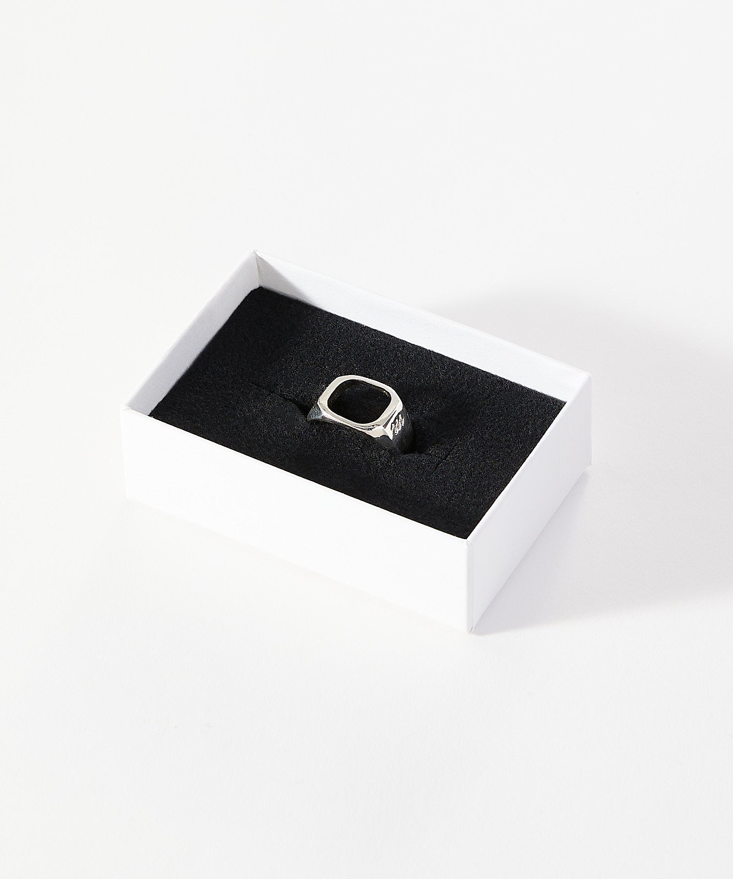 SIGNET OPEN RING