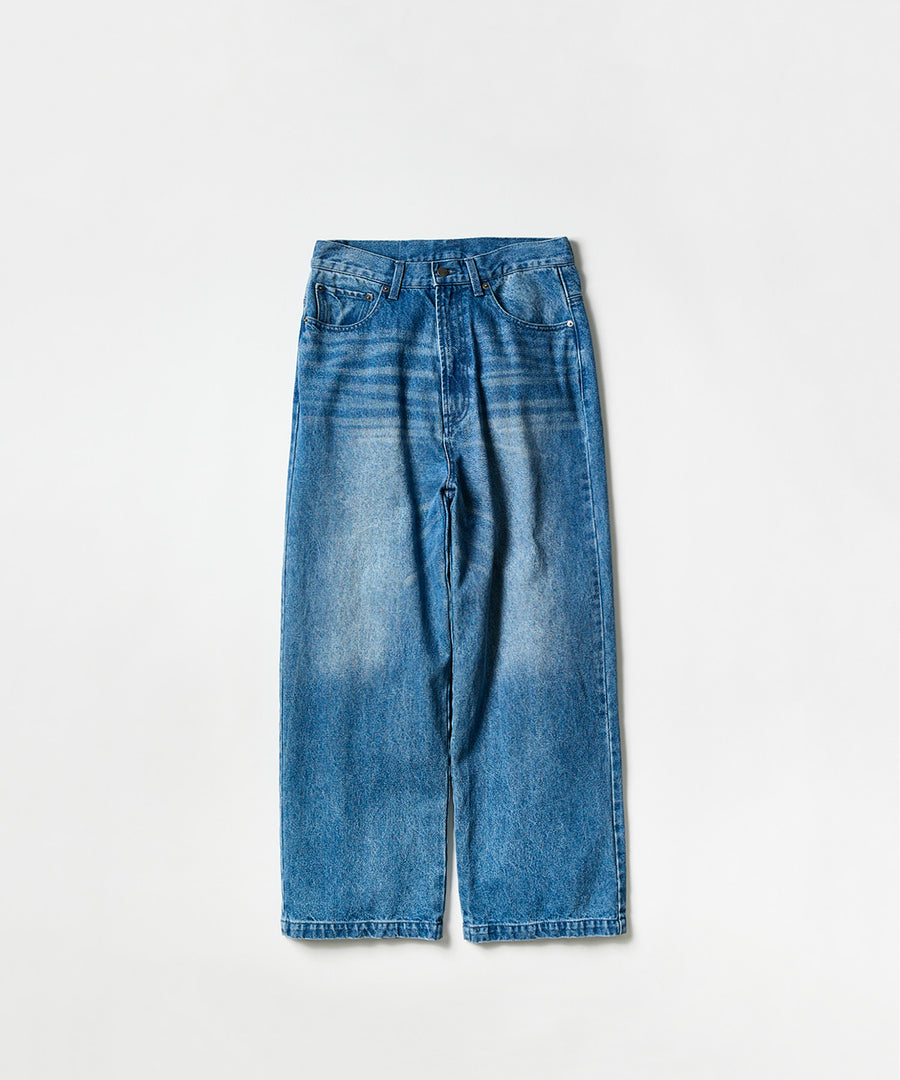 LOOSE FIT DENIM