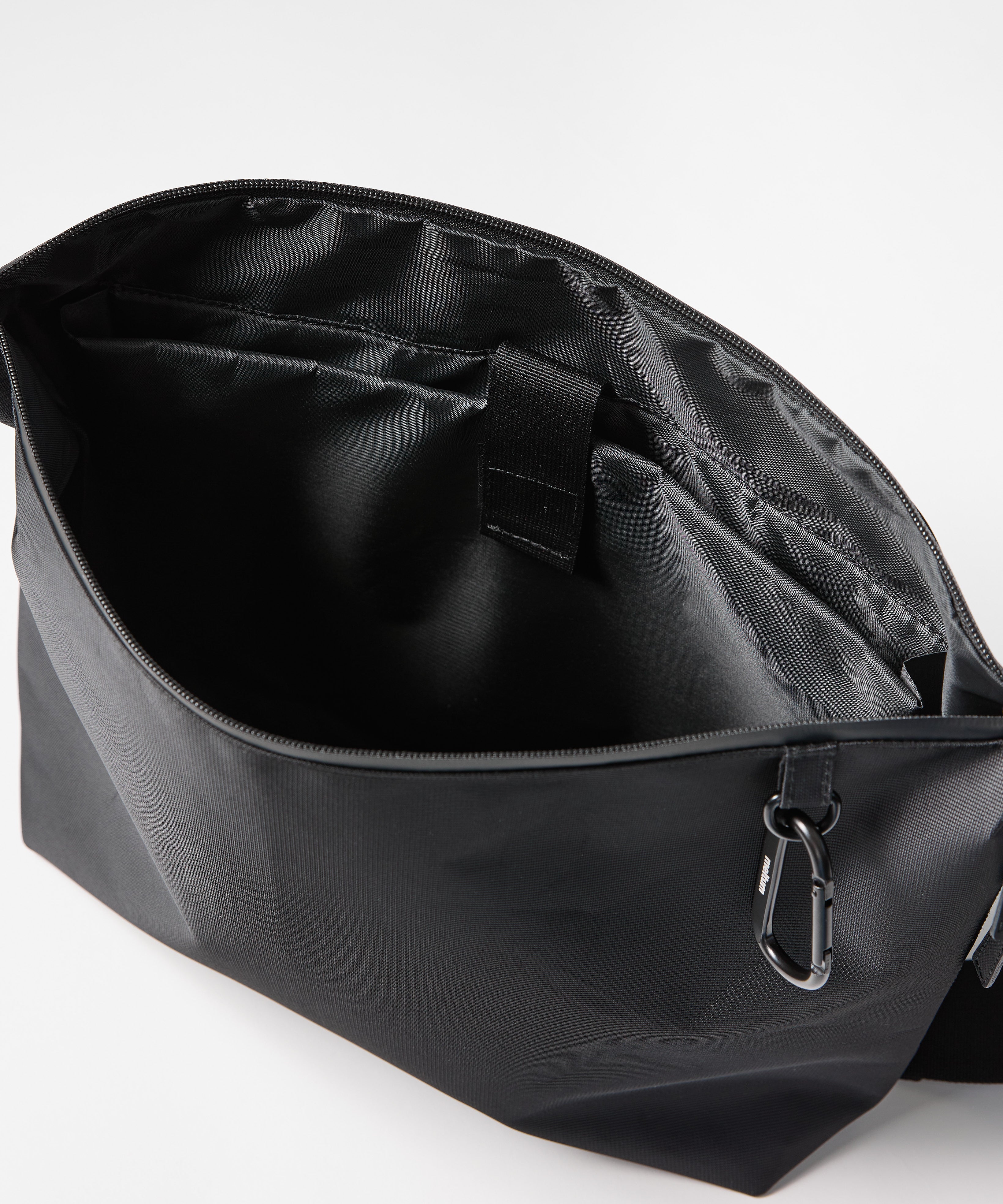 【9.17 WED 18:00- IN STOCK】NYLON MESSENGER BAG(M)