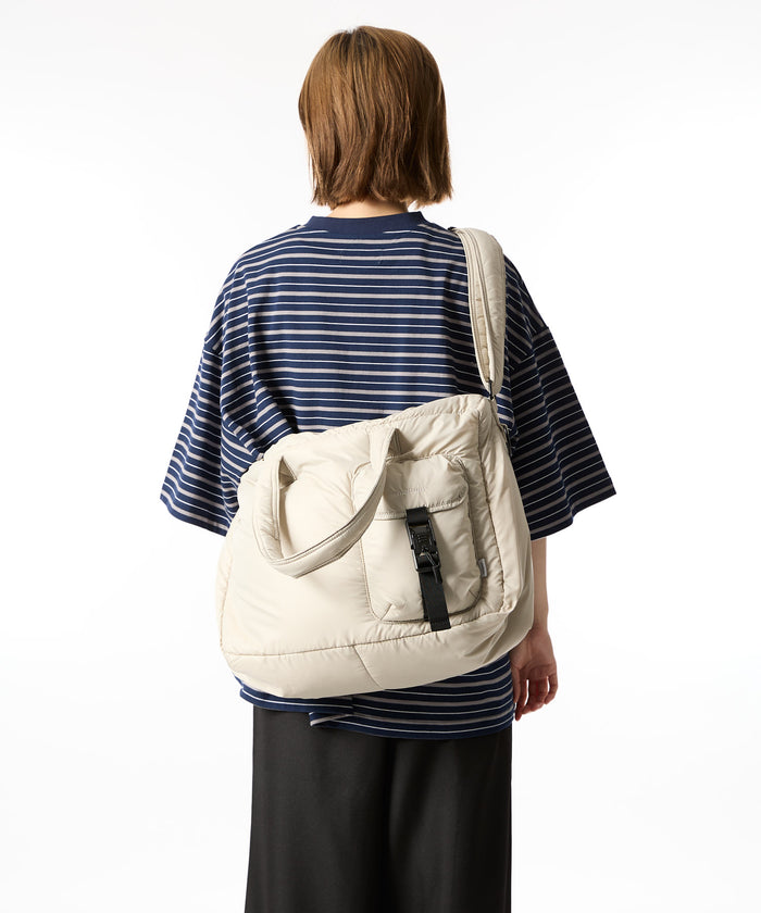 PADDING SHOULDER BAG