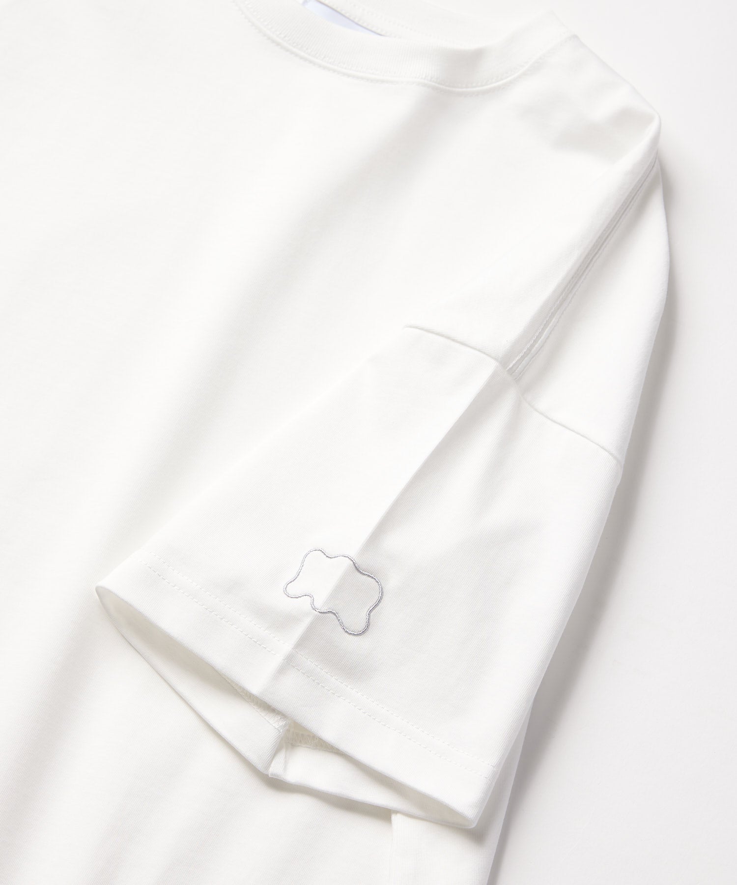 ×HIROKI KAWASAKI S/S TEE [EMB]