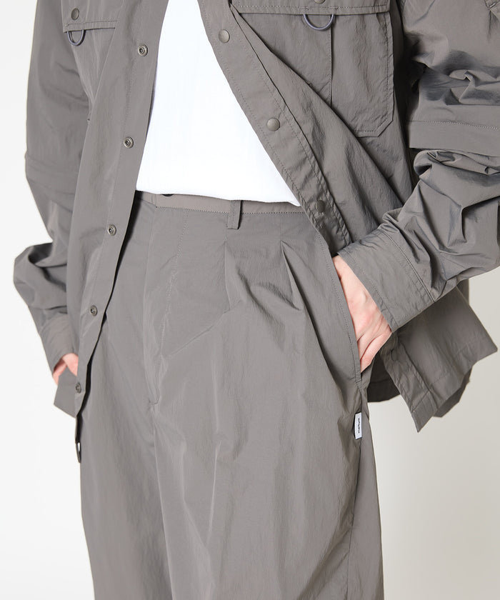 DETACHABLE TECH PANTS