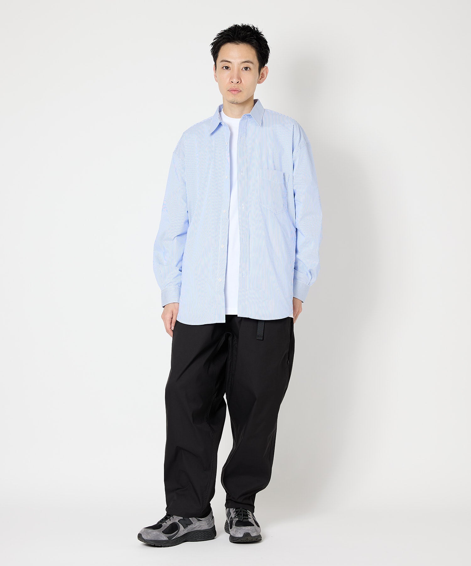 宽松条纹长袖衬衫