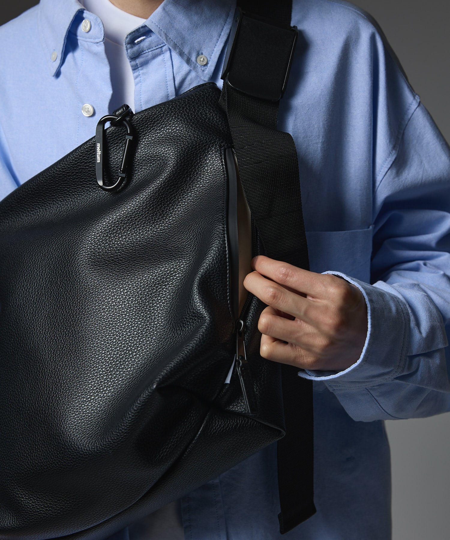 LEATHER MESSENGER BAG(M) LEATHER MESSENGER BAG(M)