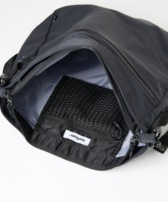 POSTMAN TECH SHOULDER