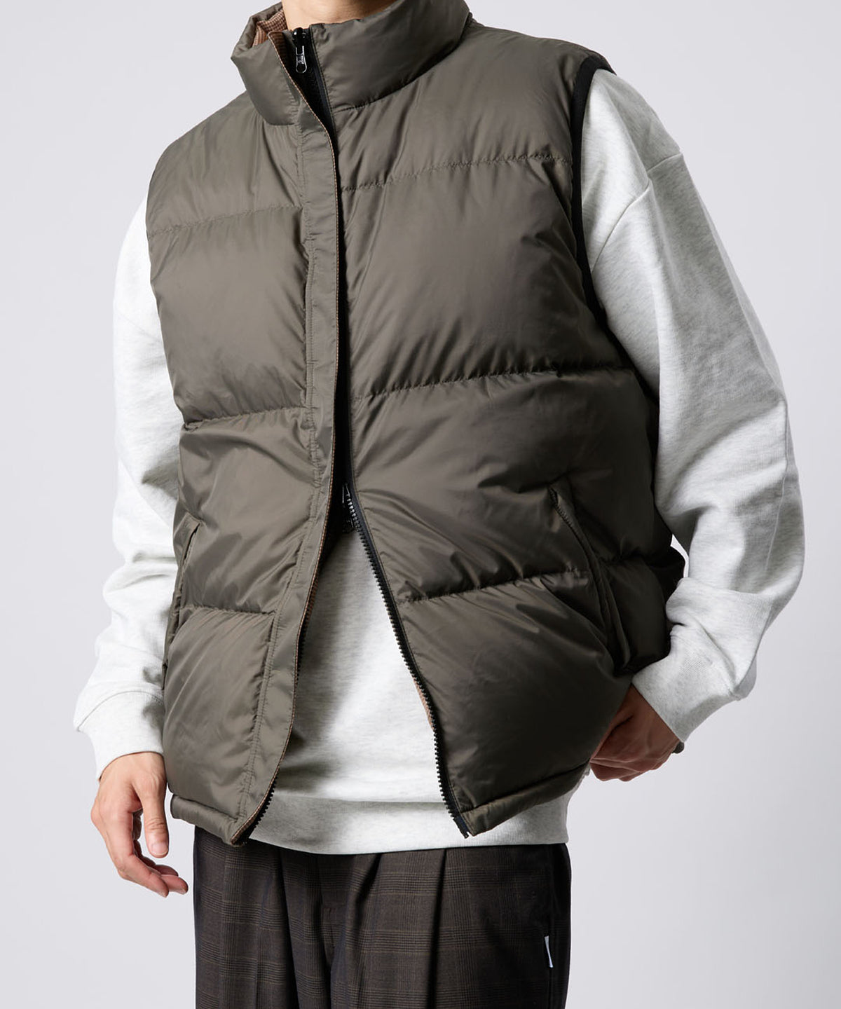 REVERSIBLE PUFFER VEST