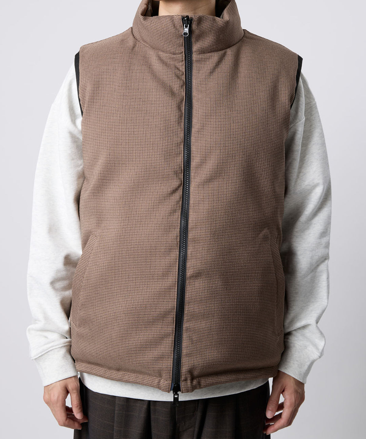 REVERSIBLE PUFFER VEST
