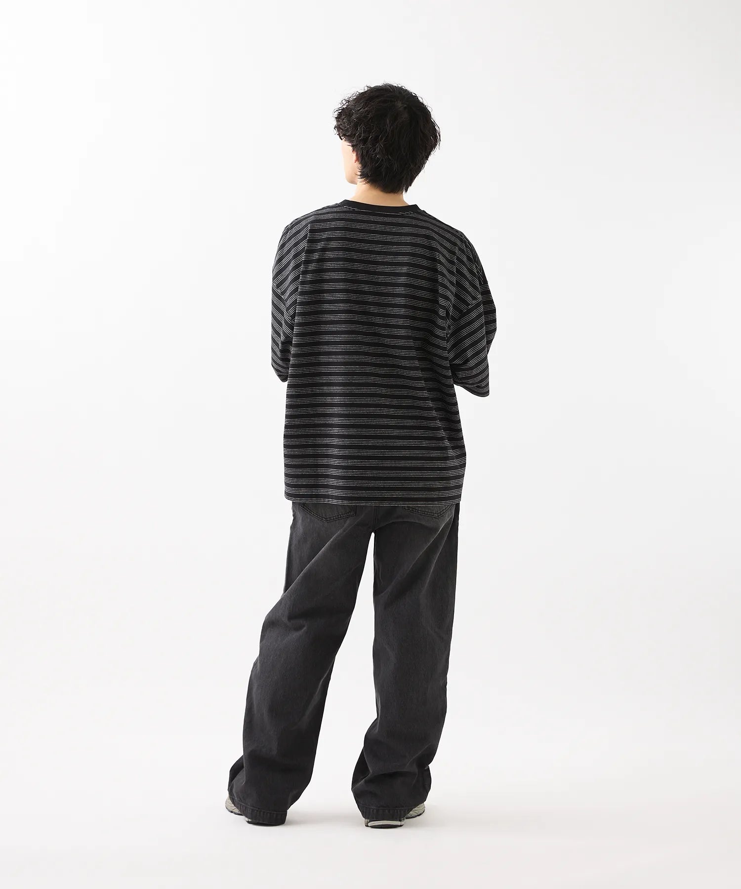 LOOSE FIT DENIM