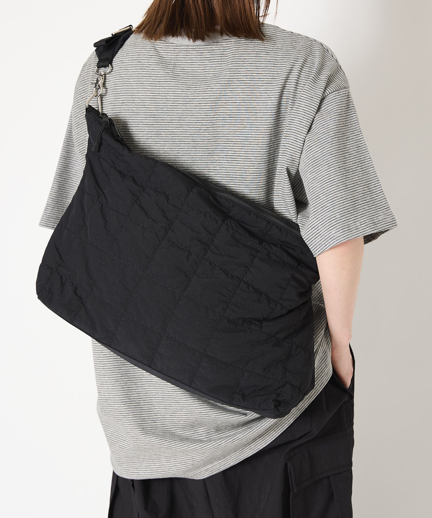 Wallet QUILTING shoulder ポーチ付き／black QUILTING WALLET – LiLi