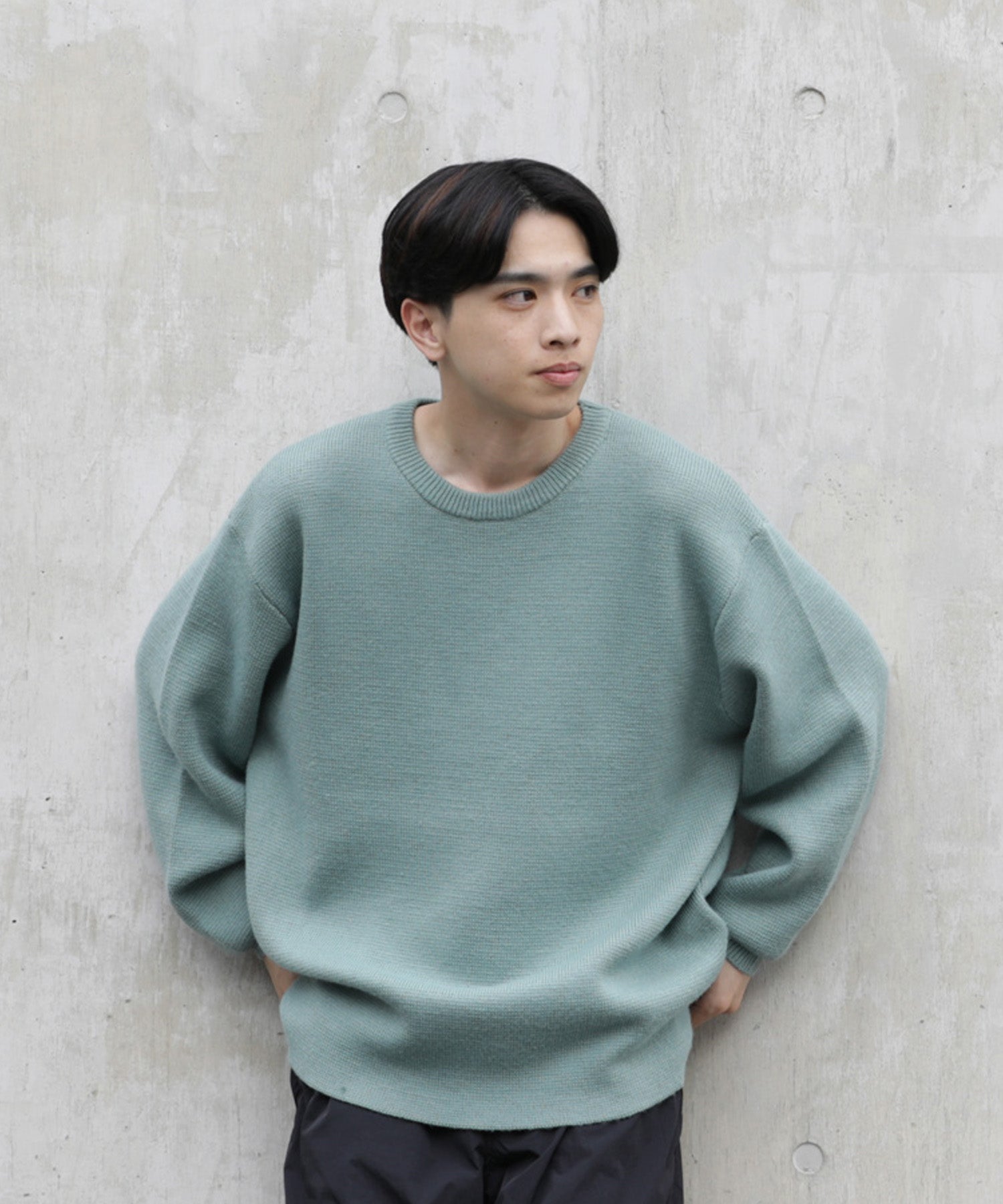 meltum メルタム OVERSIZED SWEATER