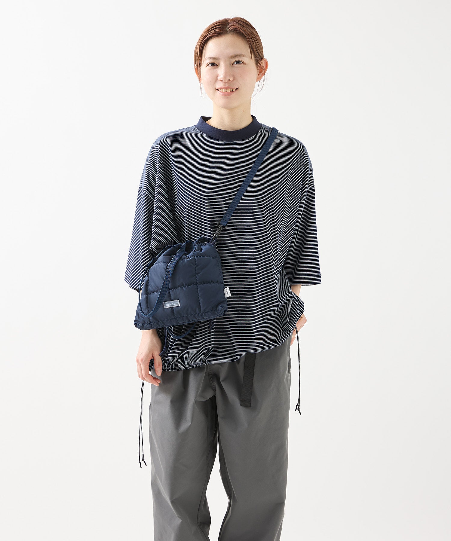 QUILT SHOULDER POUCH [BLACK]