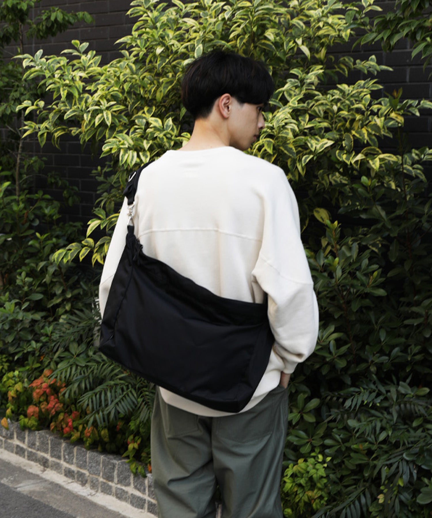 The best sale shoulder pouch