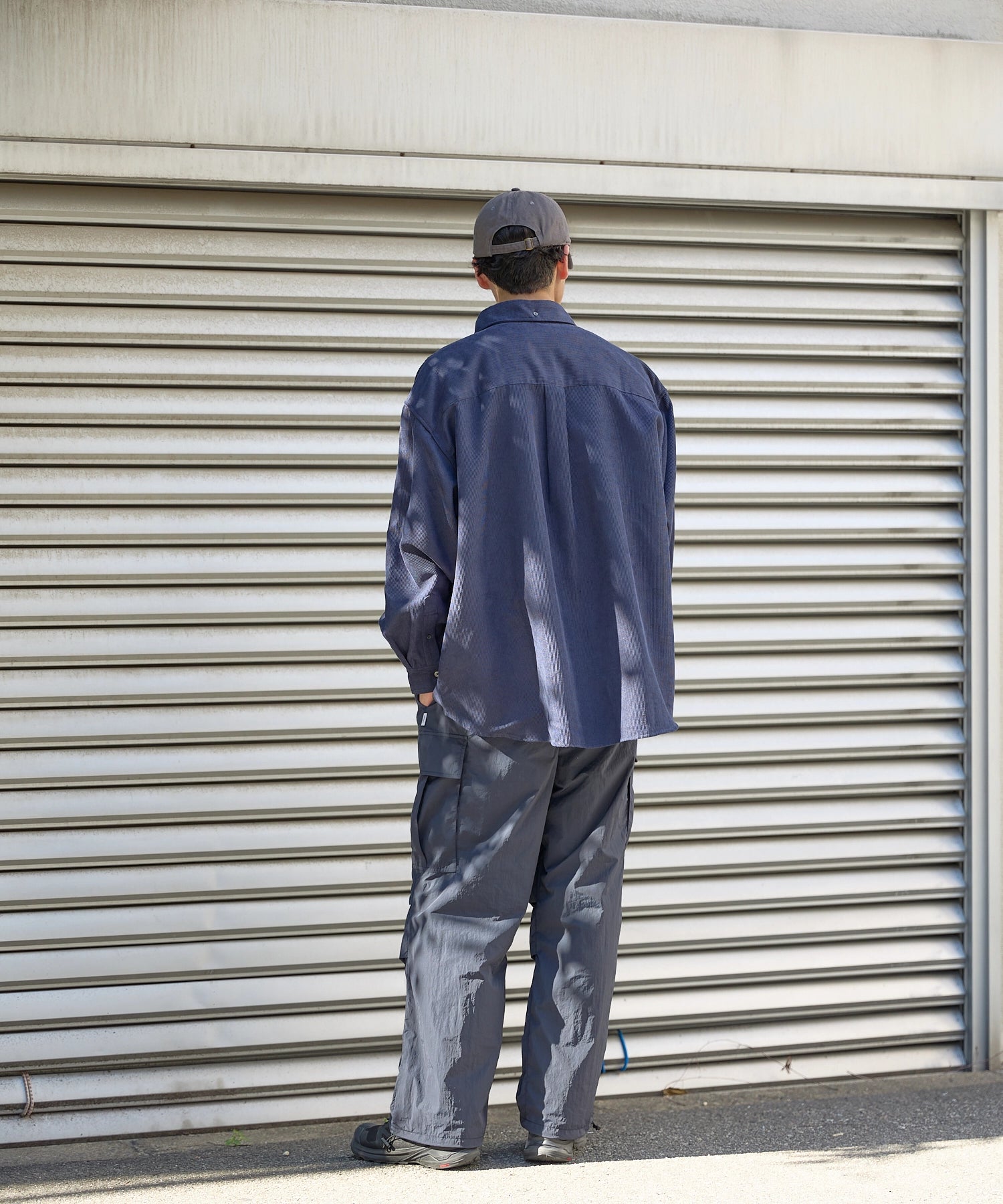 OVERSIZED CORDUROY SHIRT【NAVY】