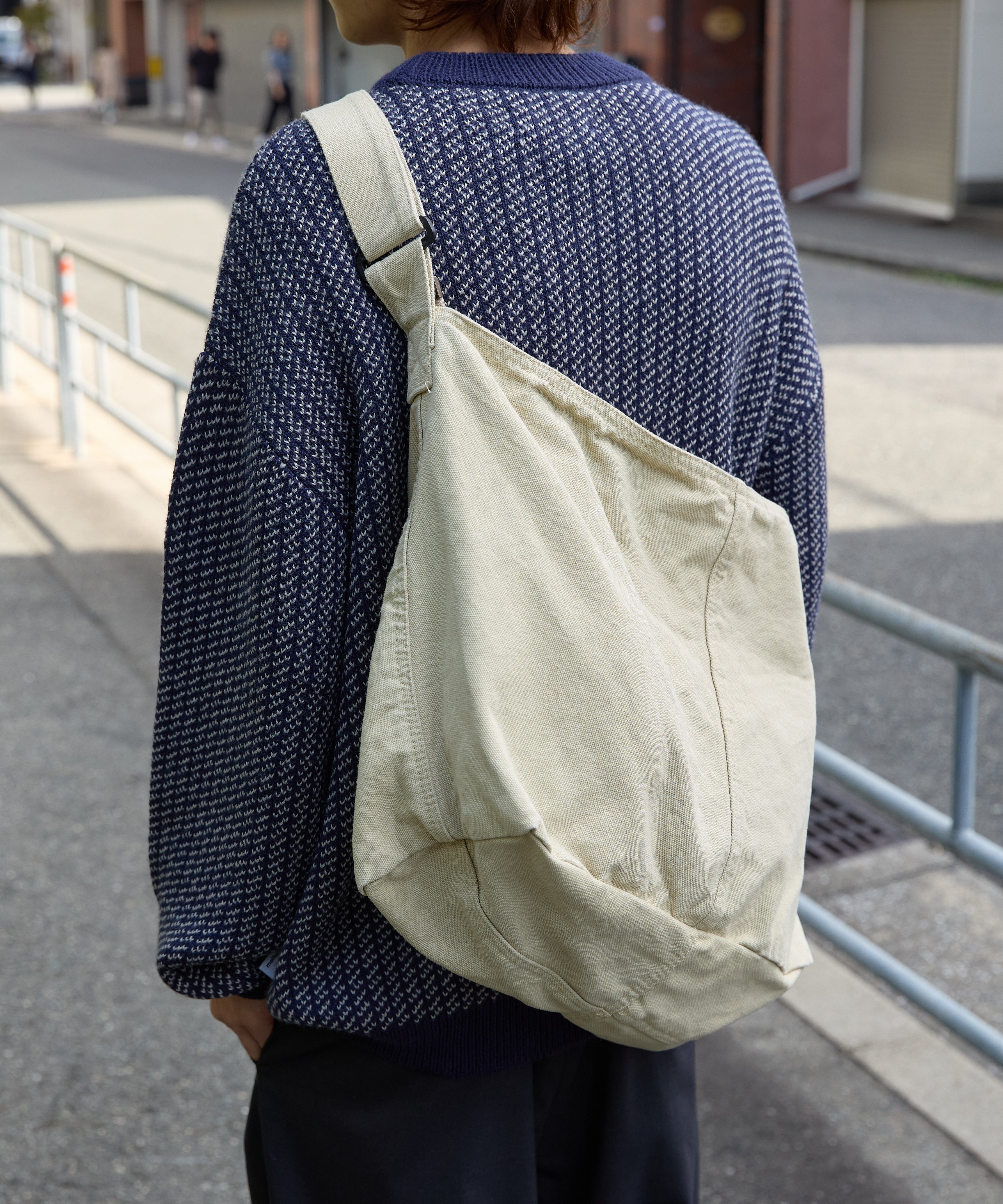 CANVAS MESSENGER BAG【SAND】