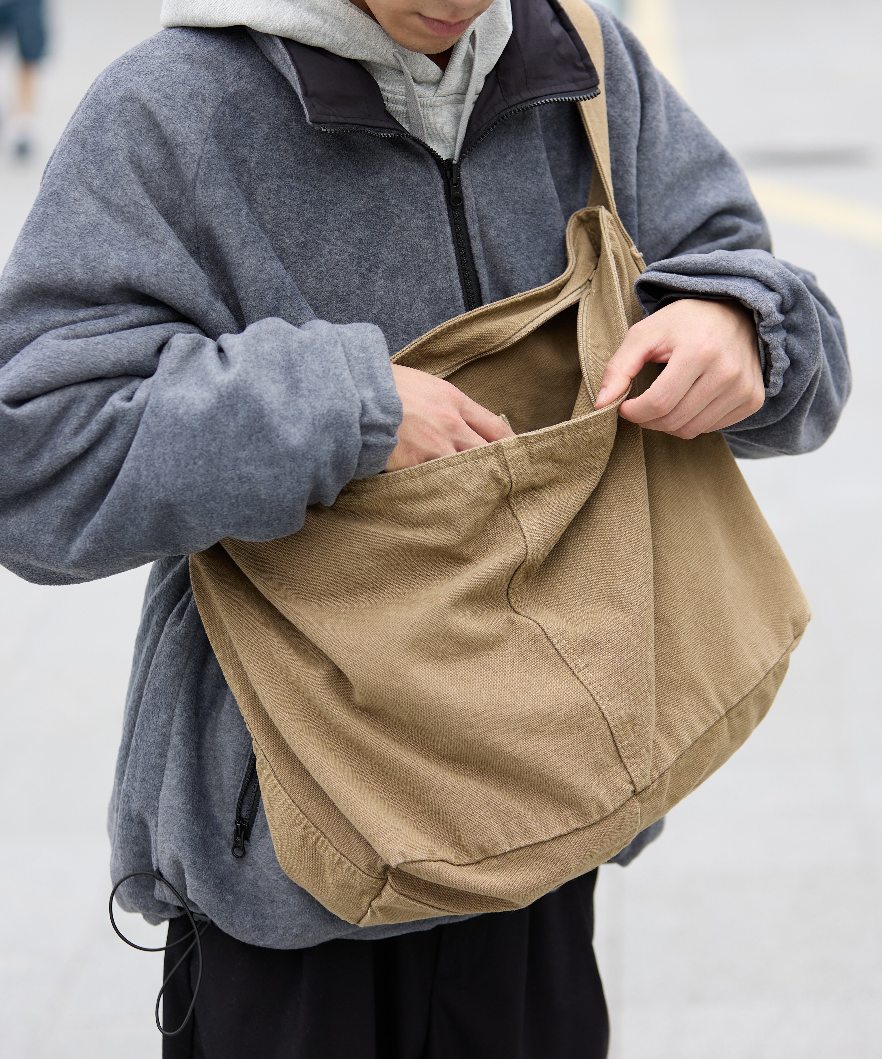 CANVAS MESSENGER BAG【K.BROWN】