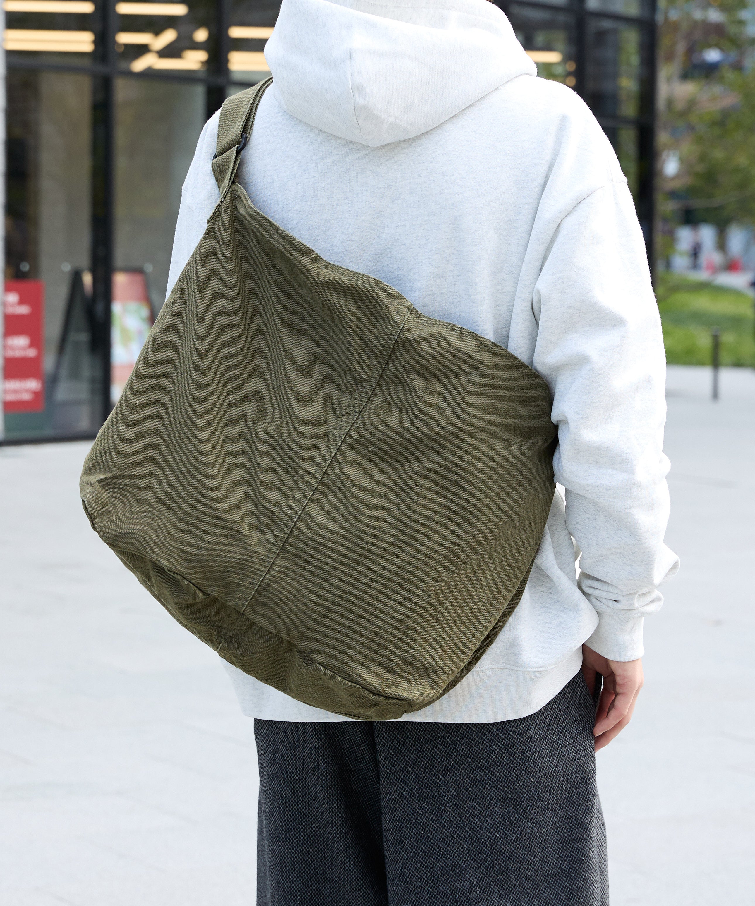 CANVAS MESSENGER BAG【KHAKI】