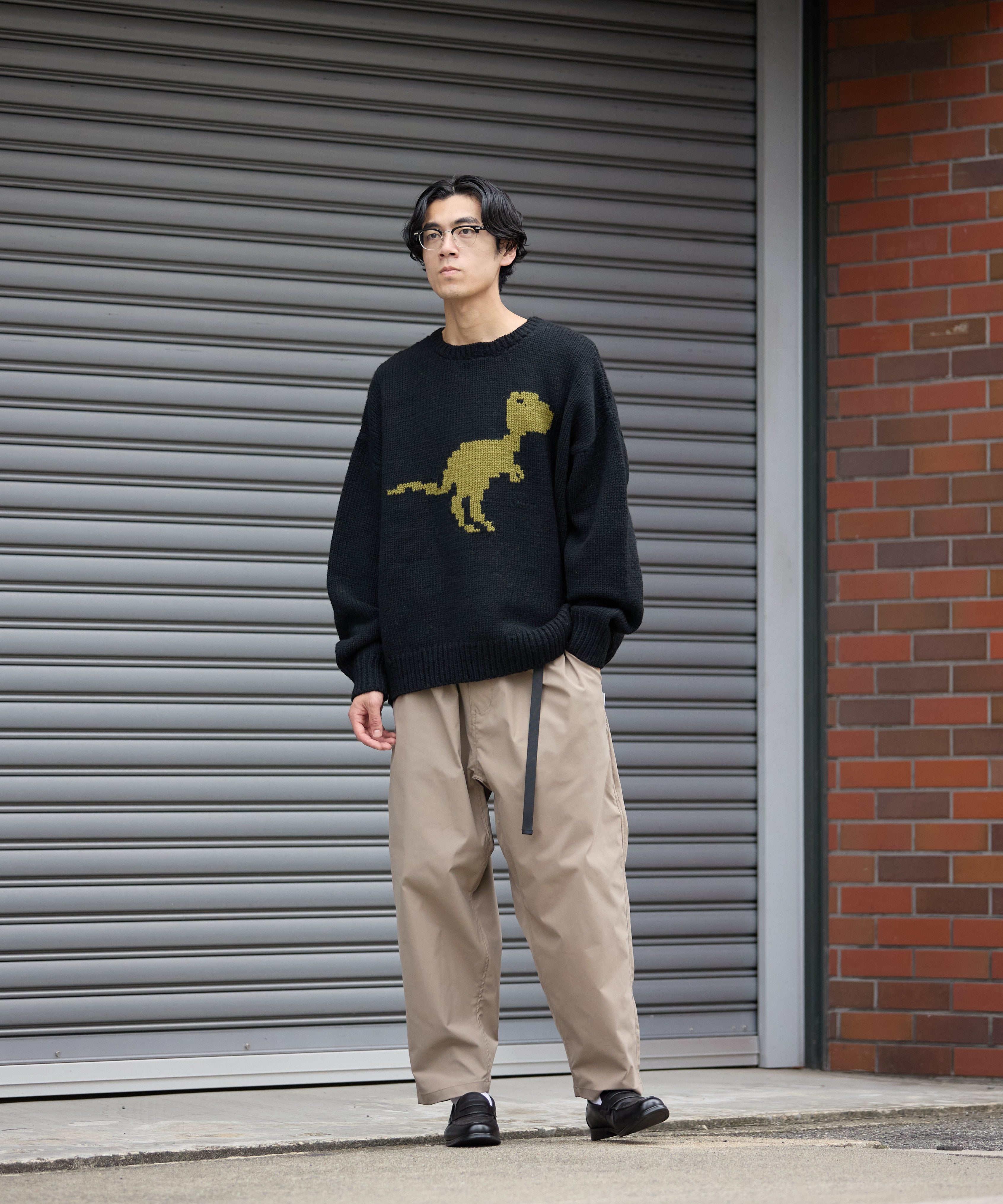 HAND KNIT (DINOSAUR) 【BLACK】