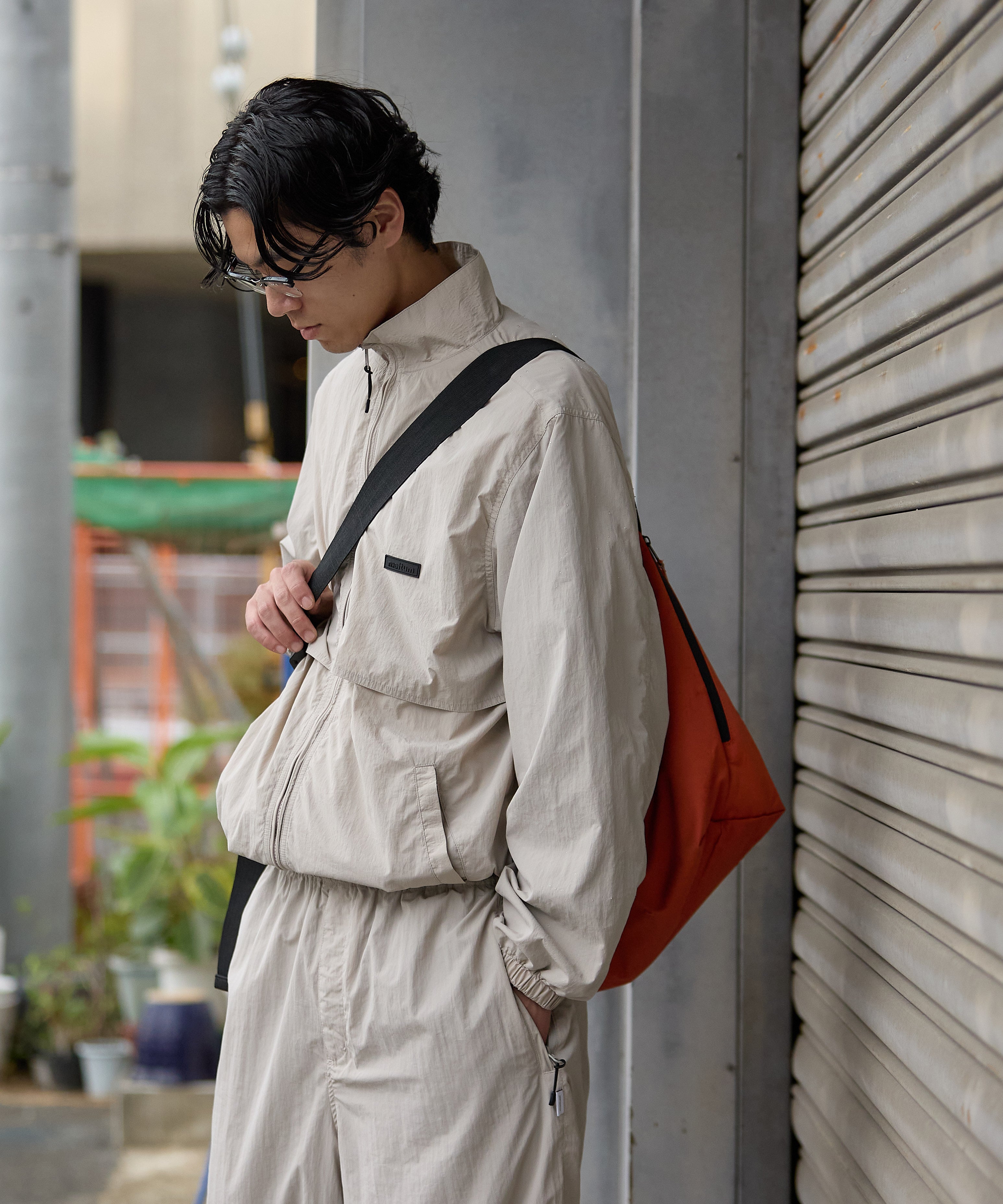 NYLON MESSENGER BAG 