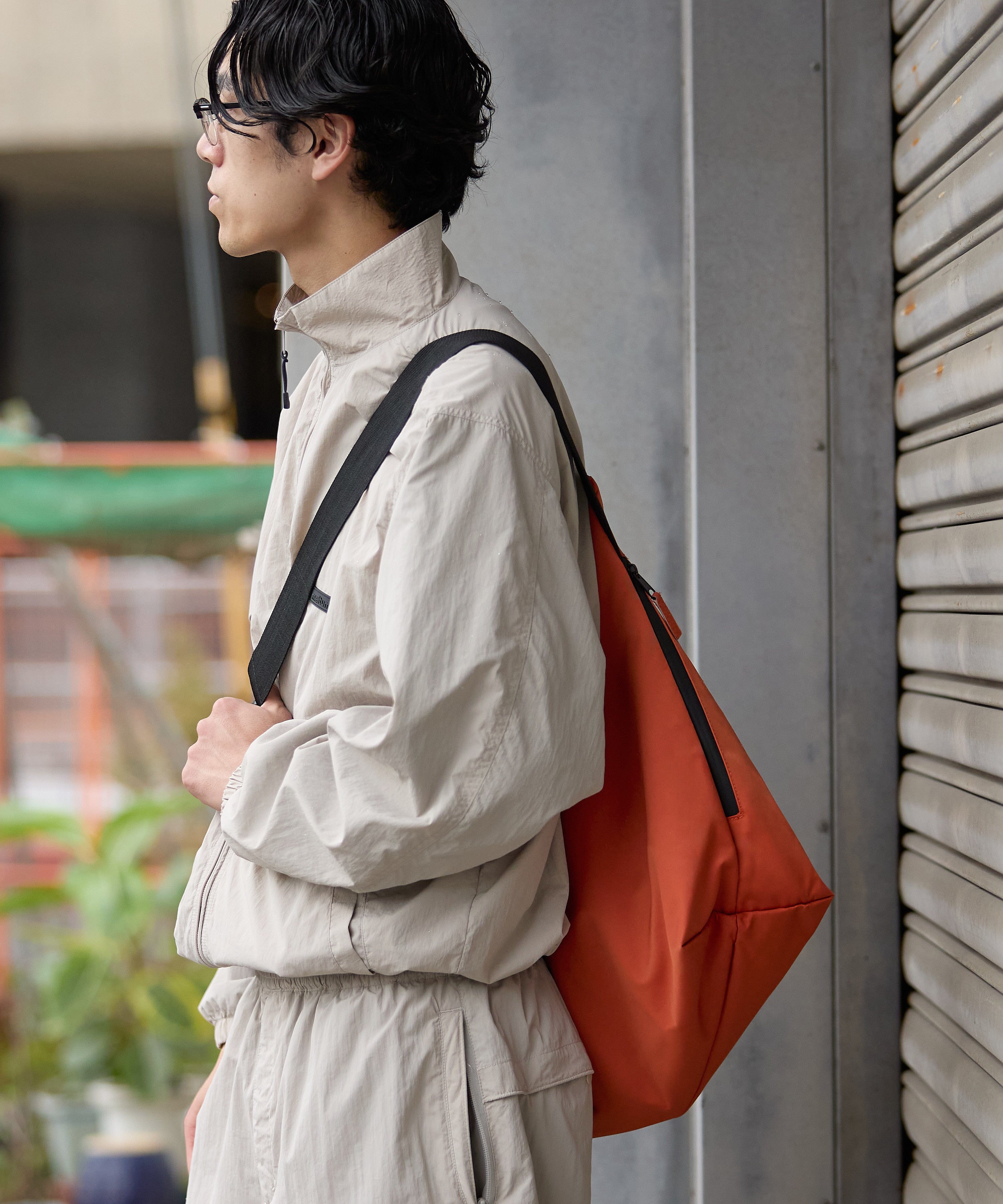 NYLON MESSENGER BAG 