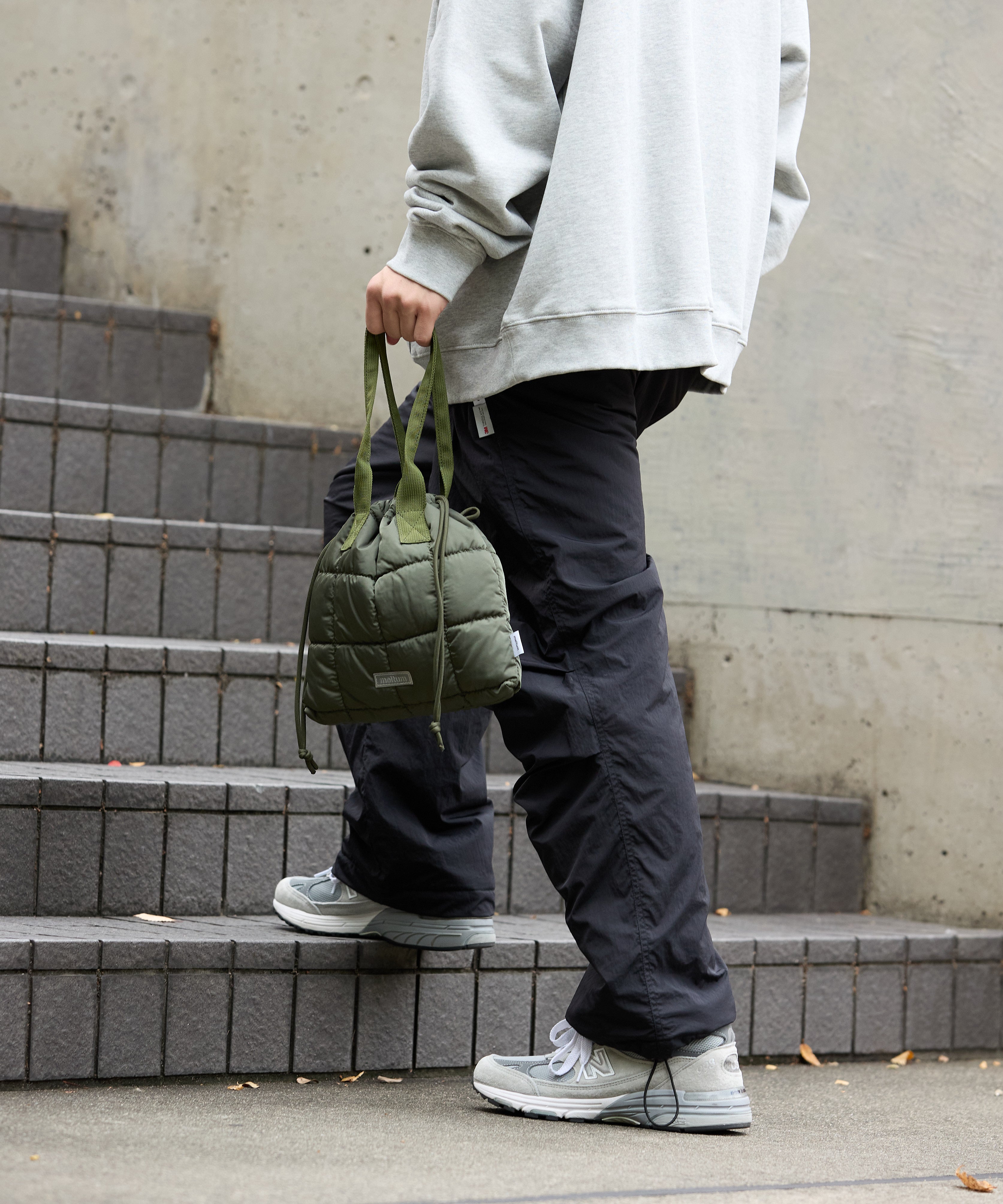 QUILT SHOULDER POUCH【OLIVE】