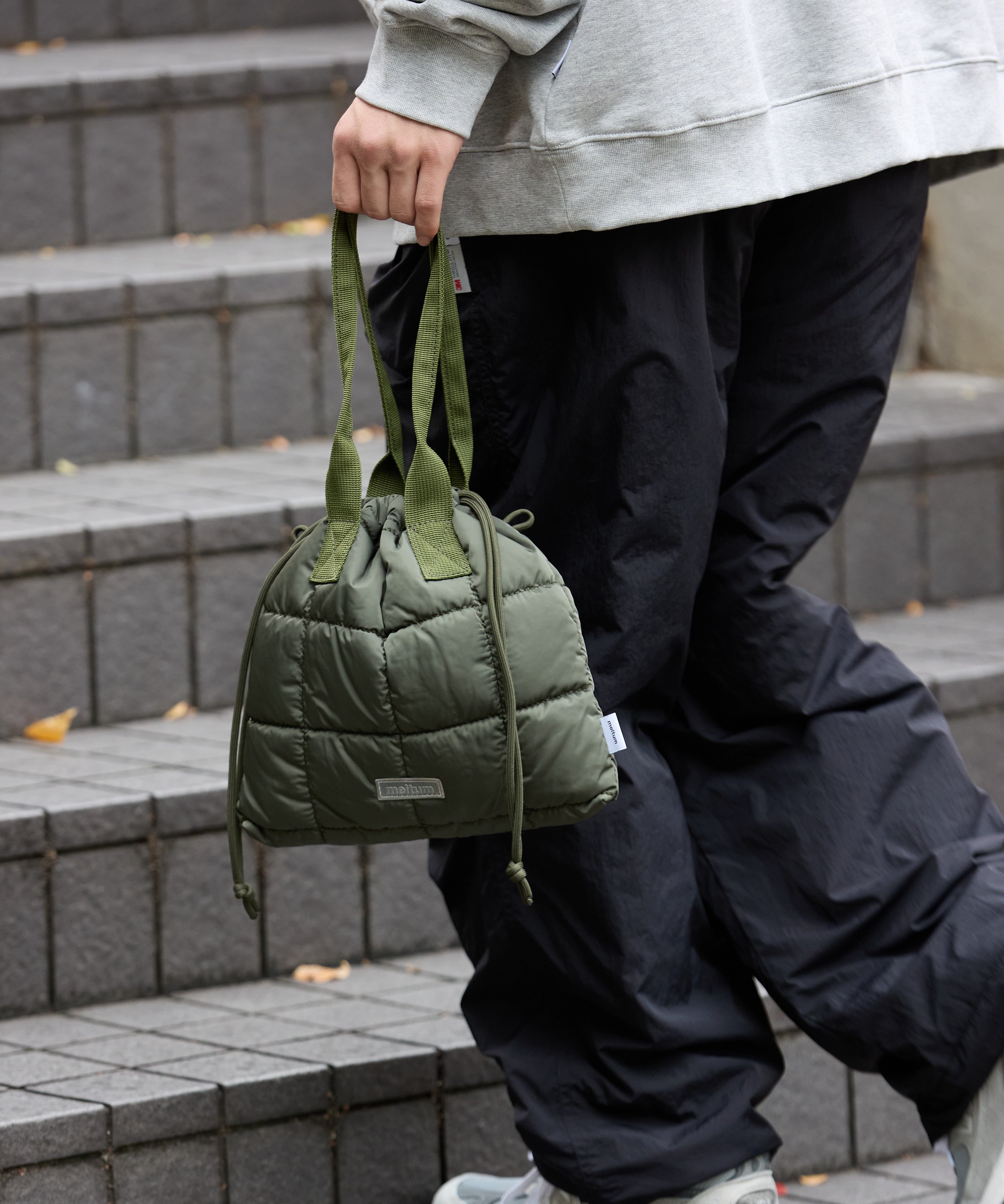 QUILT SHOULDER POUCH【OLIVE】