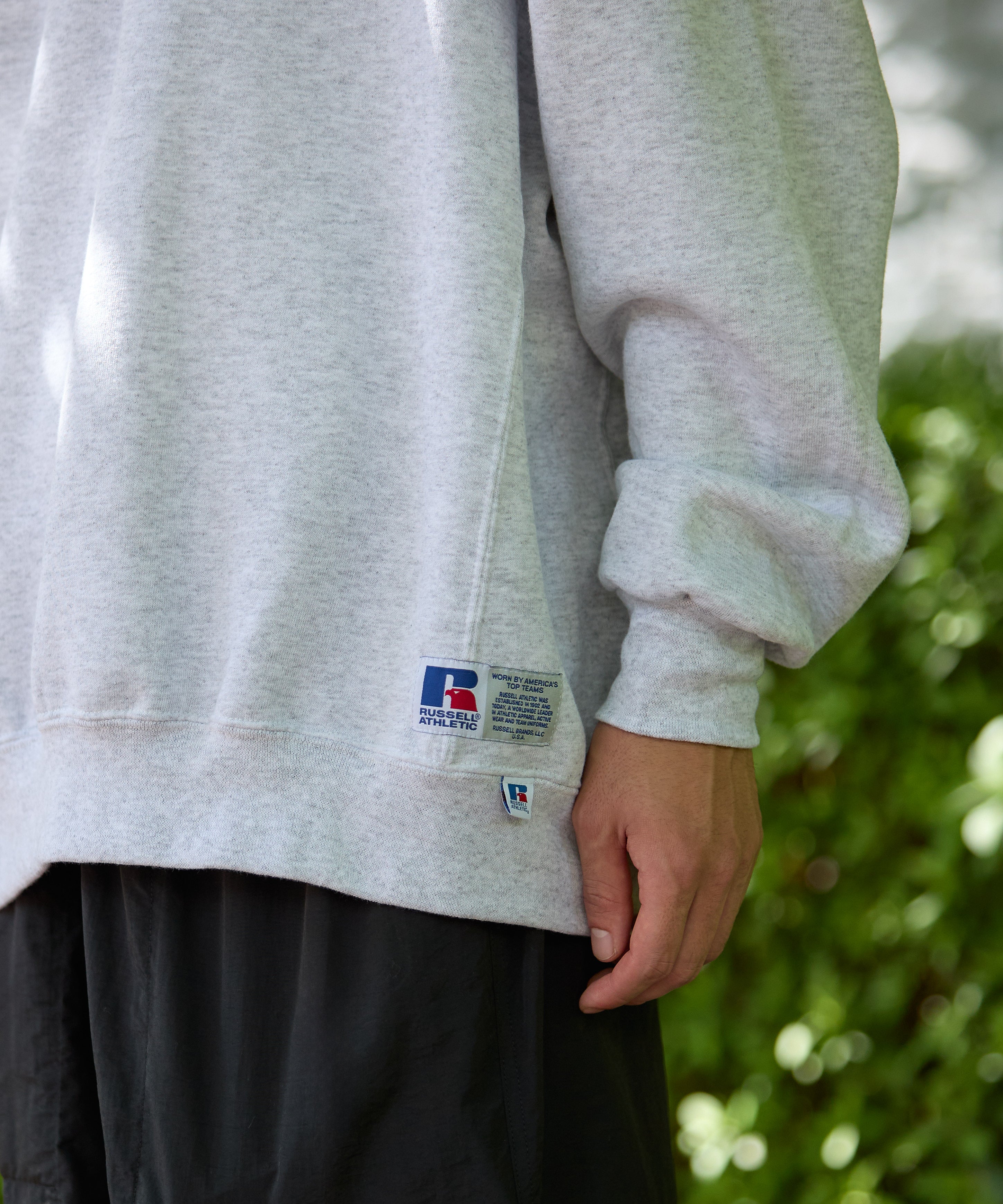 ×RUSSELL ATHLETIC STANDARD CREWNECK SWEAT【ASH】