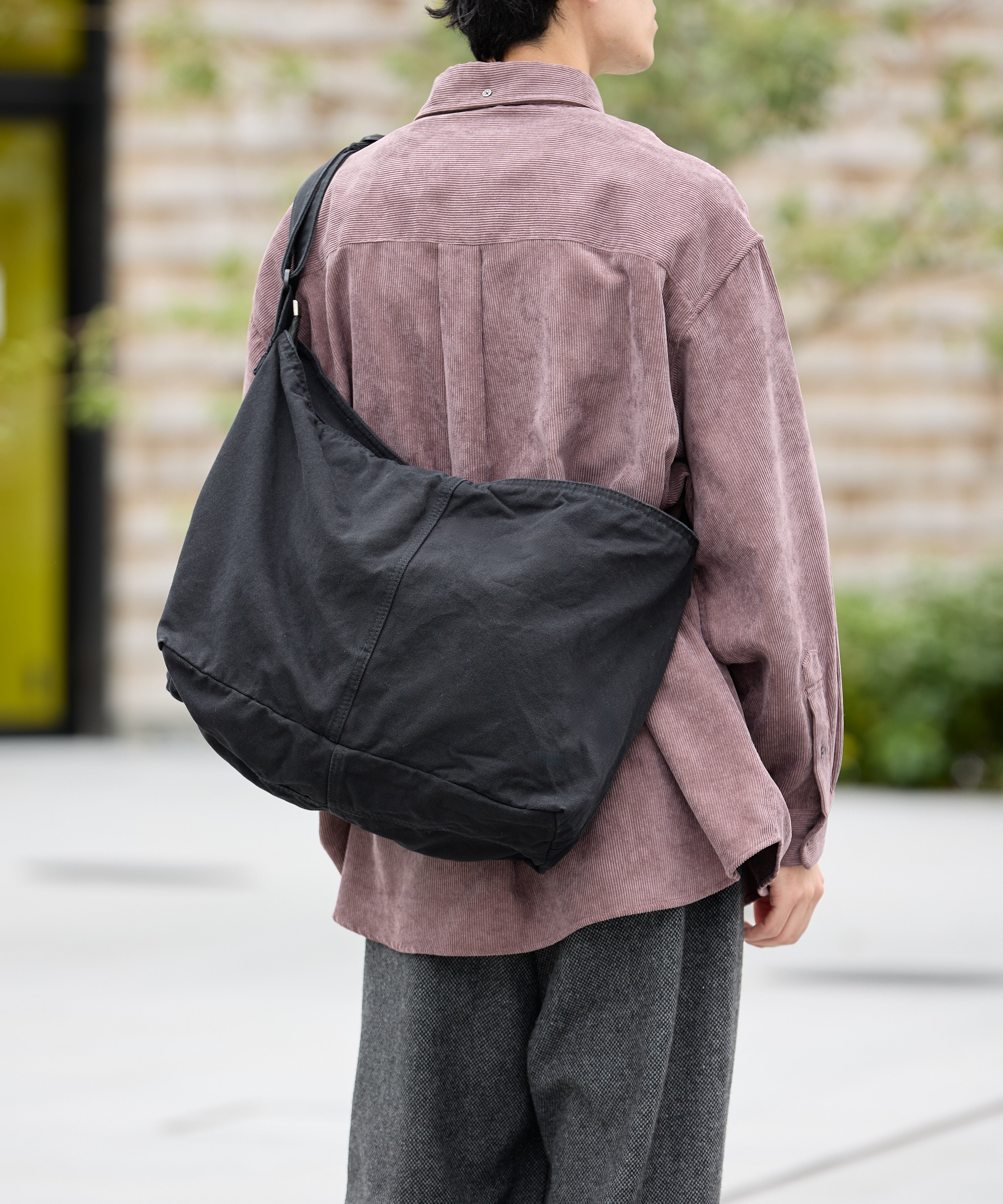 CANVAS MESSENGER BAG【BLACK】