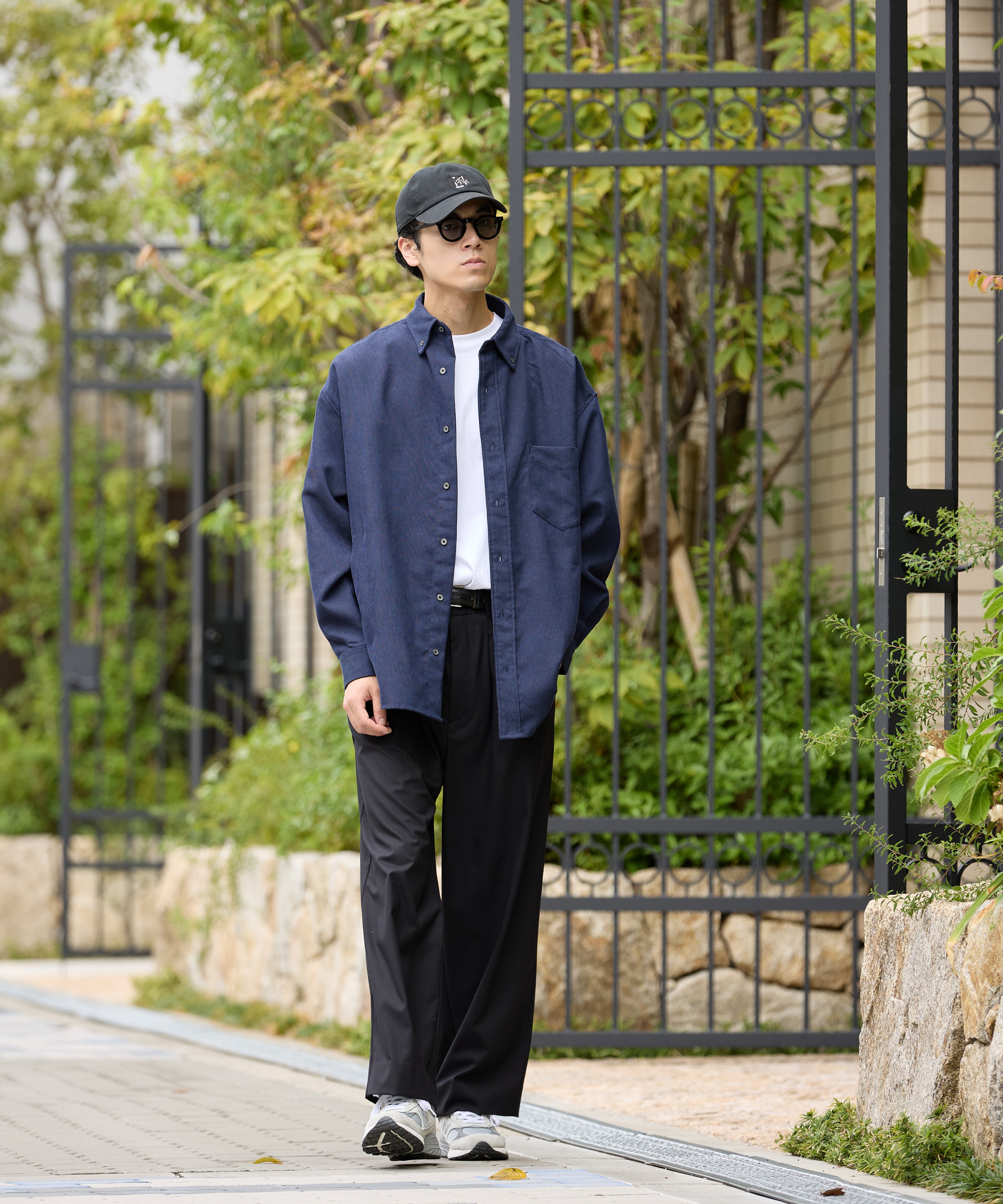 OVERSIZED CORDUROY SHIRT【NAVY】