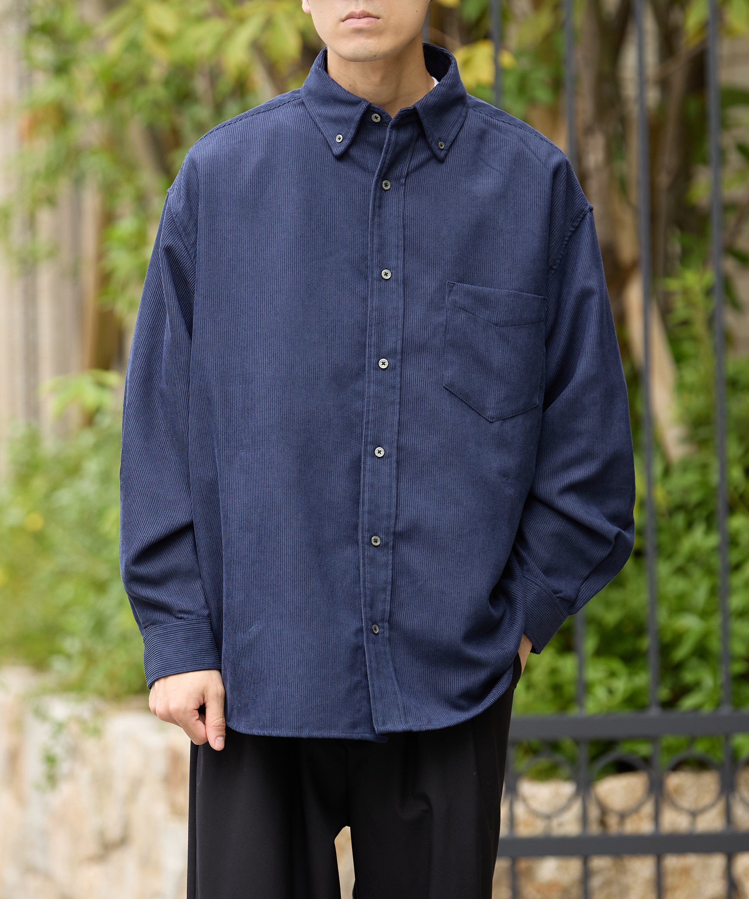 OVERSIZED CORDUROY SHIRT【NAVY】