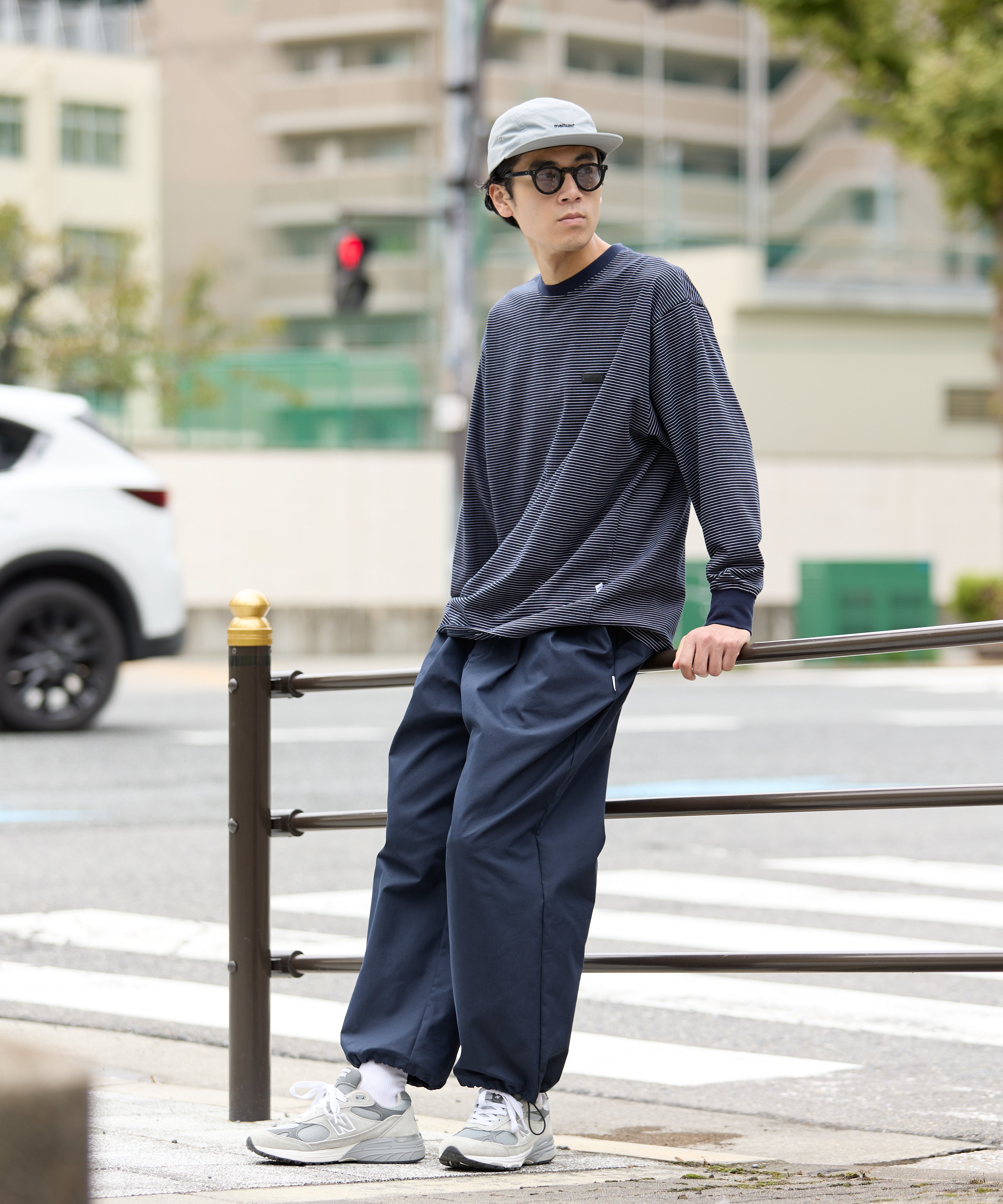 BORDER L/S T-SHIRT【NAVY】