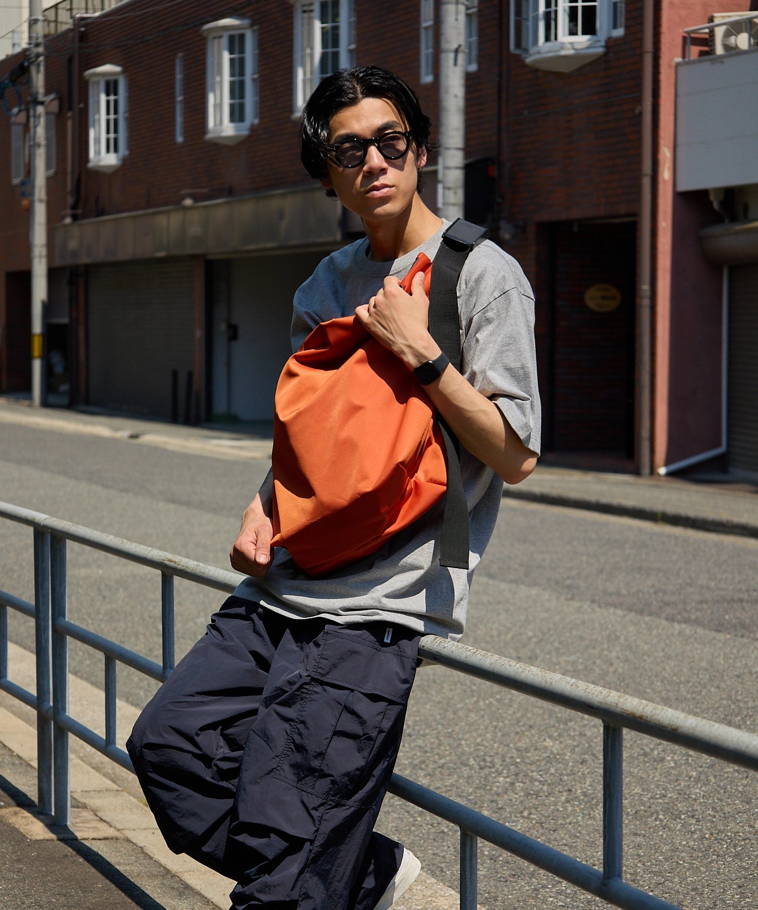 NYLON MESSENGER BAG 