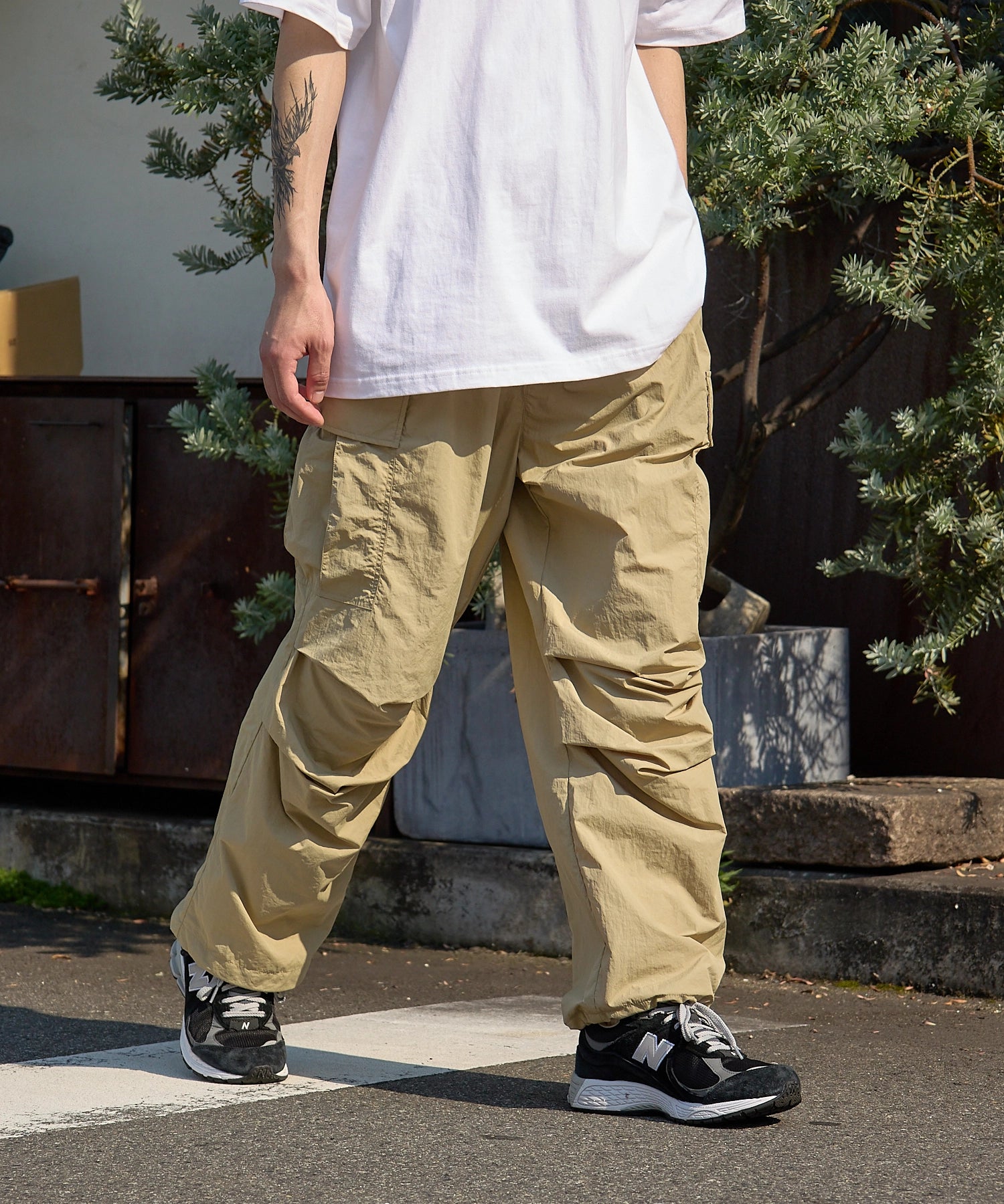 ALL-ROUND CARGO STRING PANTS【BEIGE】