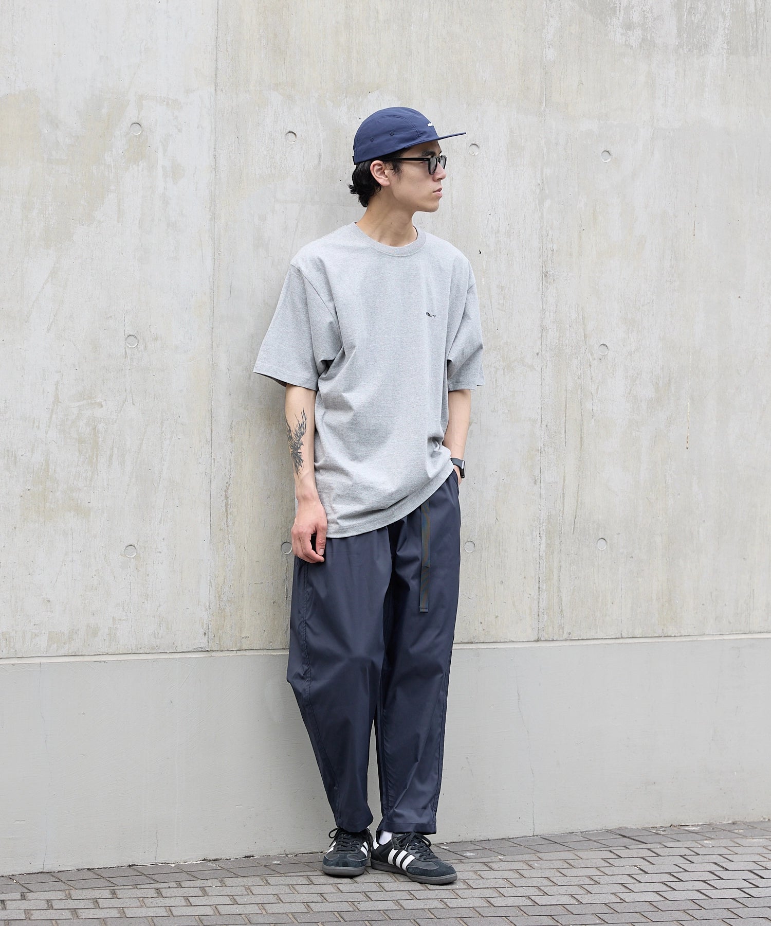 SOUVENIR TEE S/S【GREY】